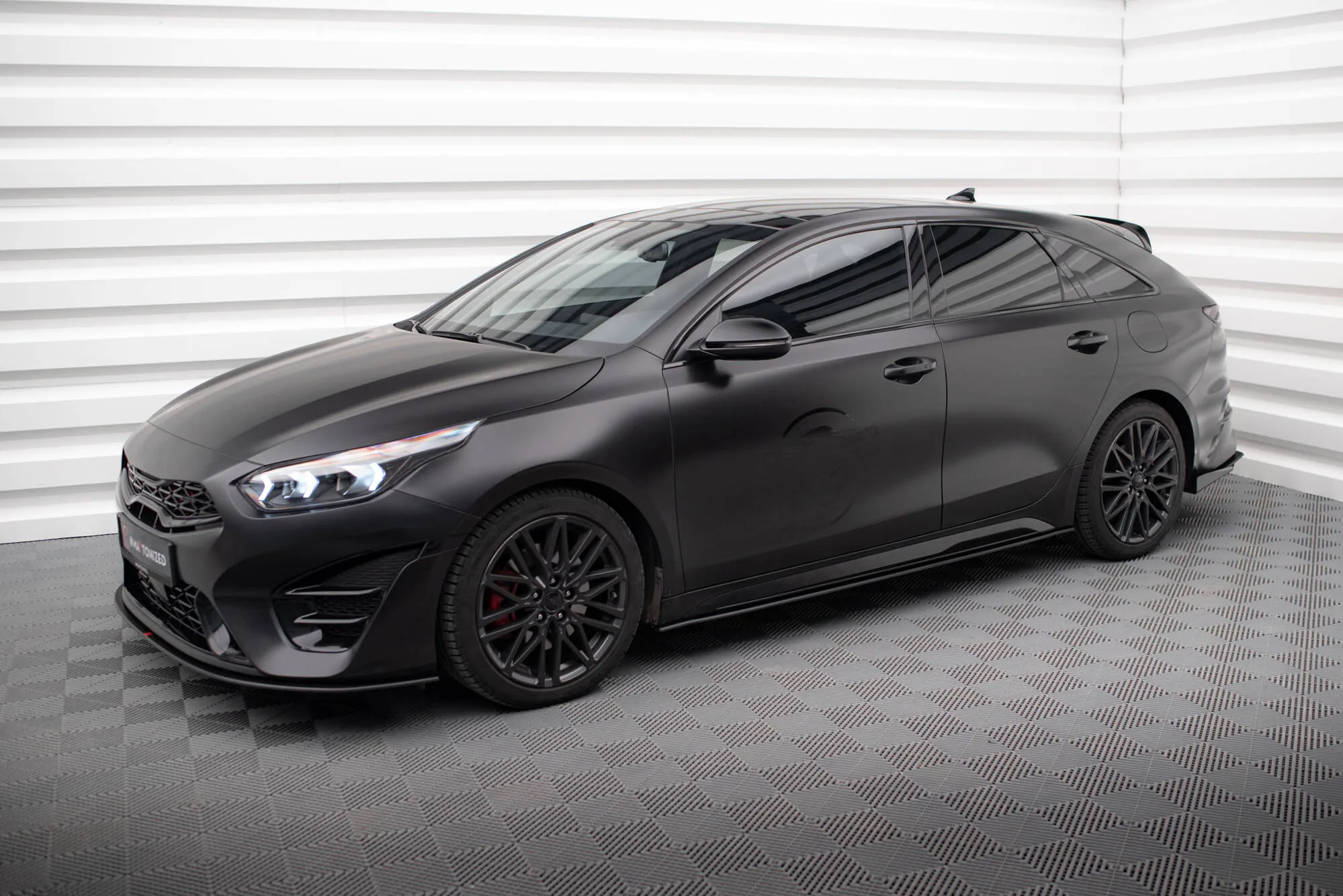 Sideskjørt Kia Proceed GT facelift 2021 - > | Street Pro Black Edition – bilde 2