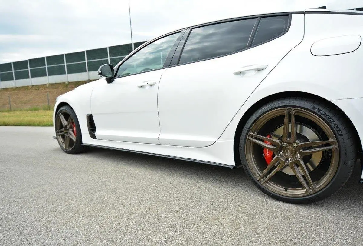 SIDESKJØRT KIA Stinger GT 2017-2023 – bilde 3