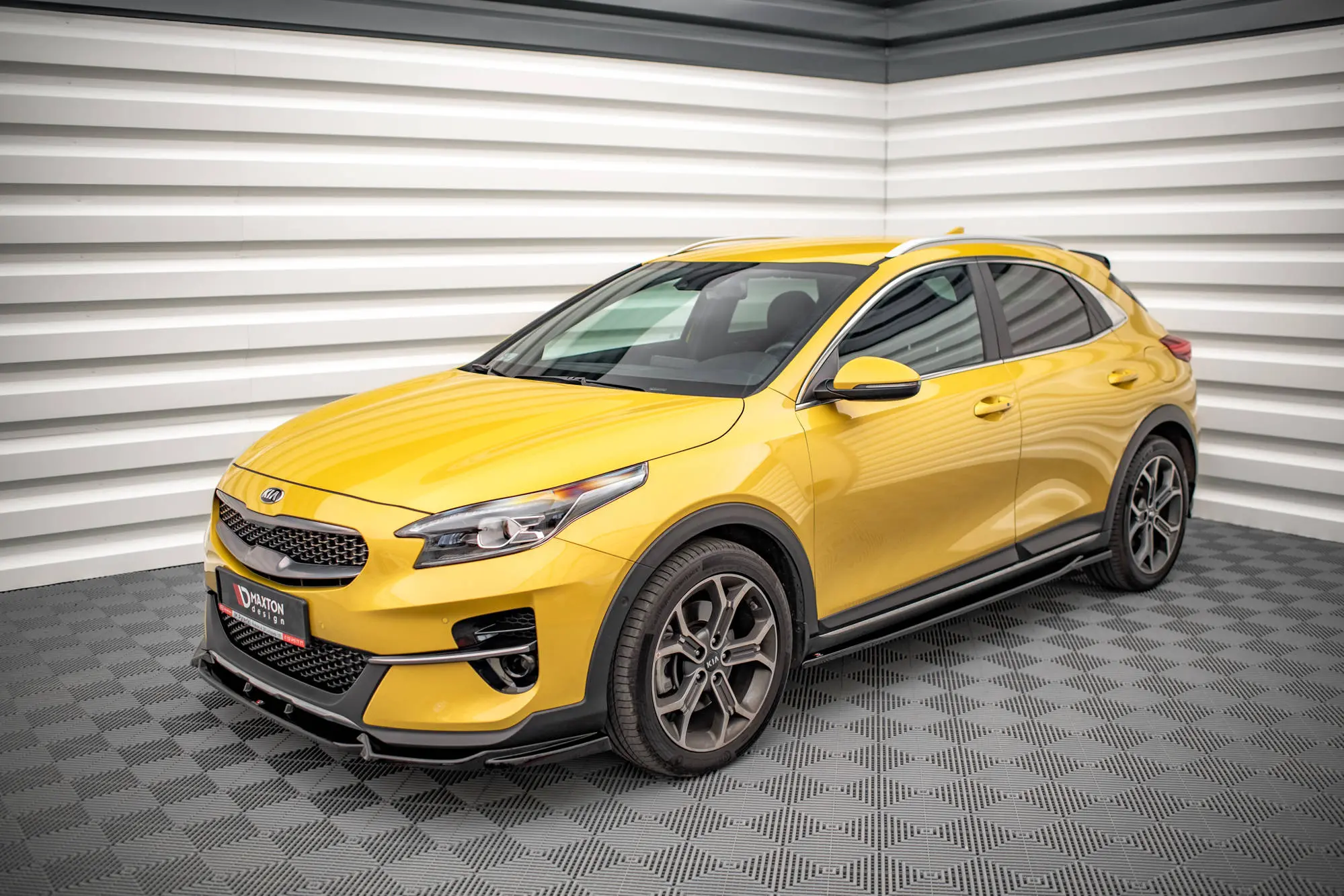 SIDESKJØRT KIA Xceed 2019-> – bilde 3