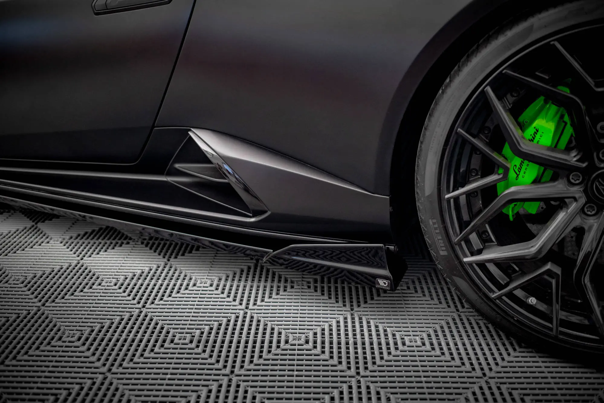 SIDESKJØRT LAMBORGHINI Huracan EVO 2019-> – bilde 4