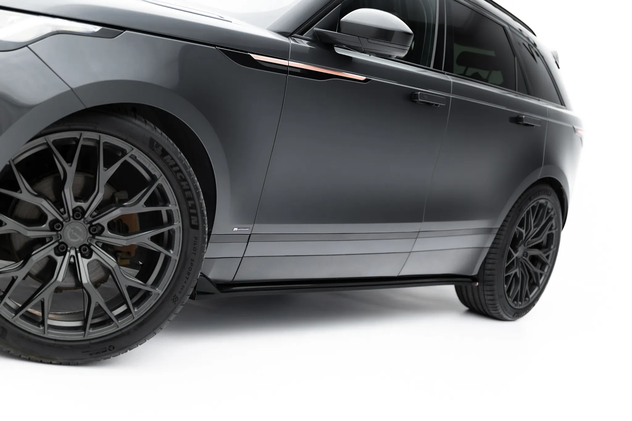 Sideskjørt Land Rover Range Rover Velar R-Dynamic I 2017 - 2023 | Glossy Black Edition – bilde 3