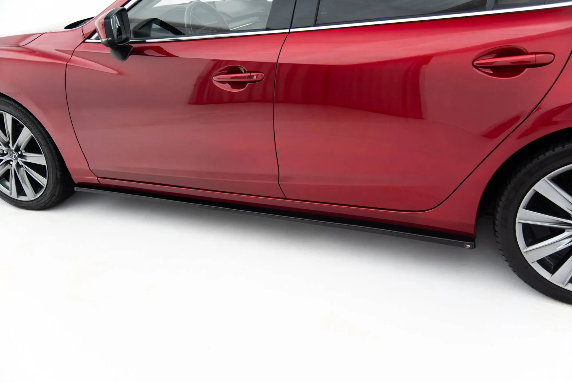 Sideskjørt Mazda 6 Sedan Mk3 Facelift 2018 - 2023 | Glossy Black Edition – bilde 3