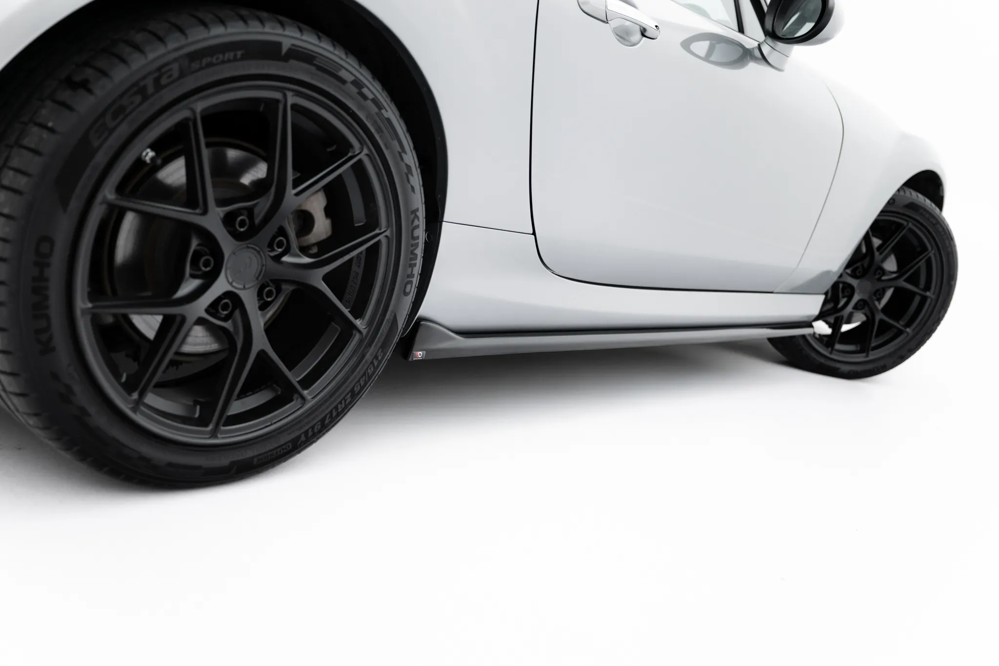 Sideskjørt Mazda MX-5 III (nc) Facelift 2009 - 2015 | Glossy Black Edition – bilde 4