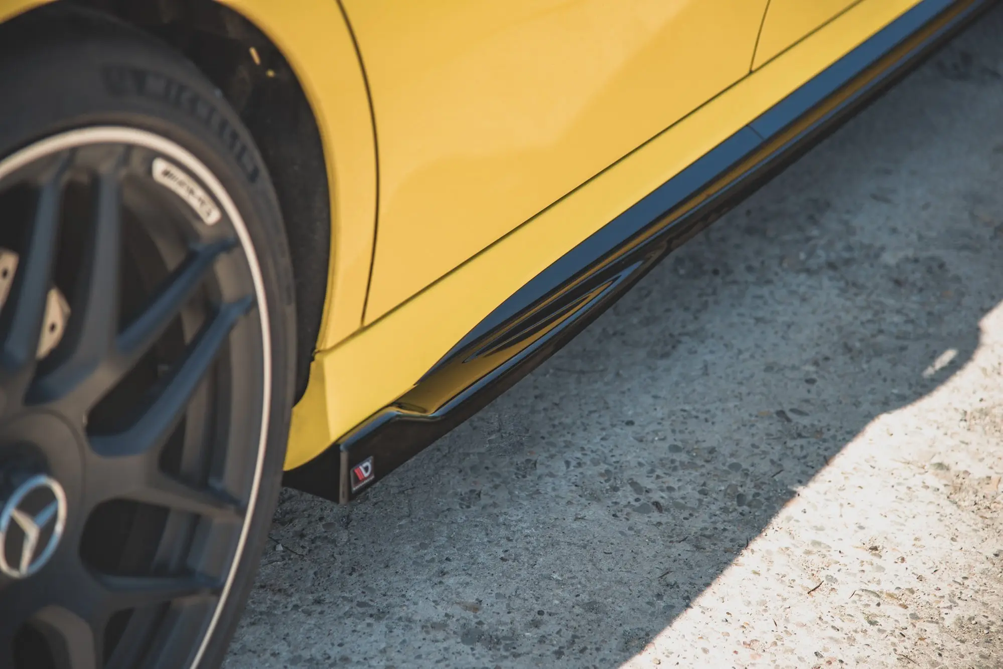SIDESKJØRT MERCEDES-BENZ AMG A45 S (W177/V177) 2019->