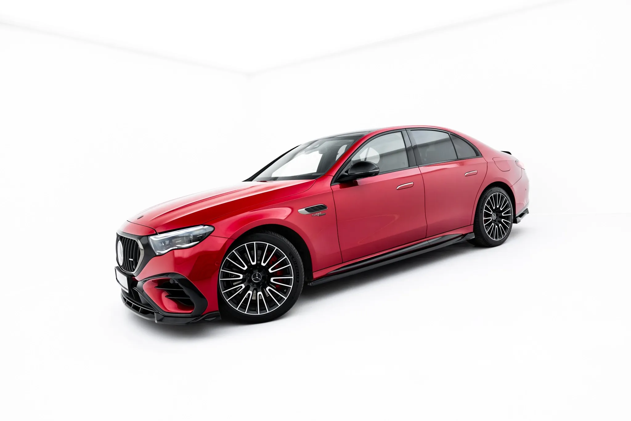 Sideskjørt Mercedes-Benz AMG E53 (W214) 2023 -> | Glossy Black Edition – bilde 2