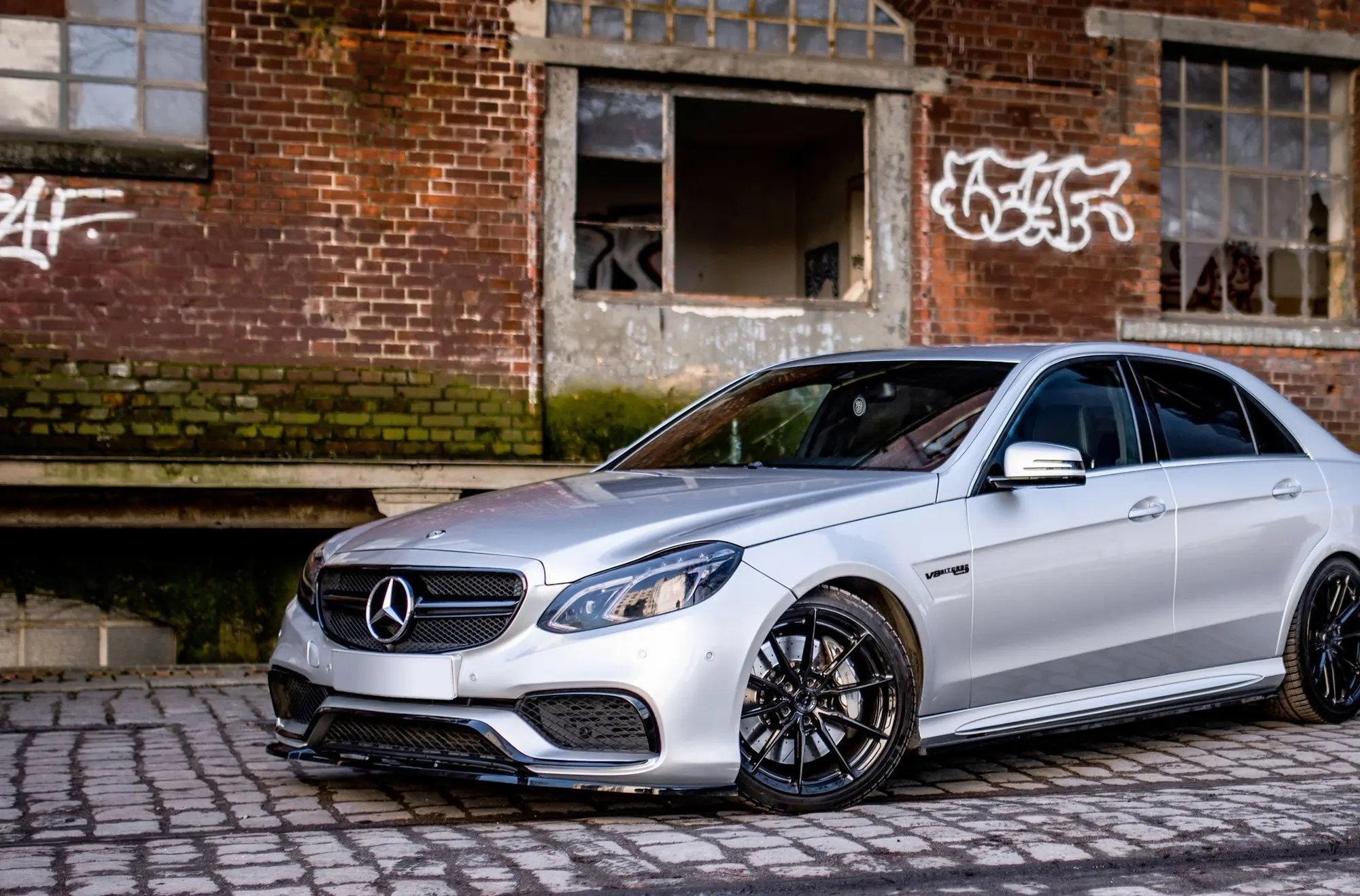 SIDESKJØRT MERCEDES-BENZ AMG E63 / AMG-Line (W212) 2012-2016 – bilde 6