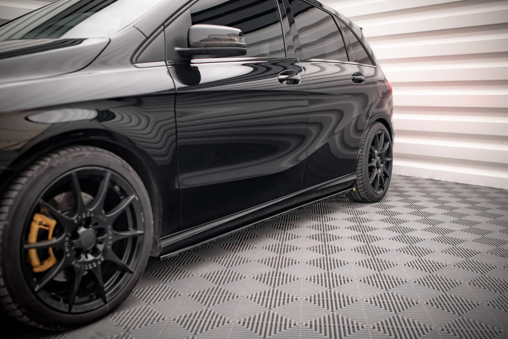 SIDESKJØRT Mercedes-Benz B (W246) 2014-2018