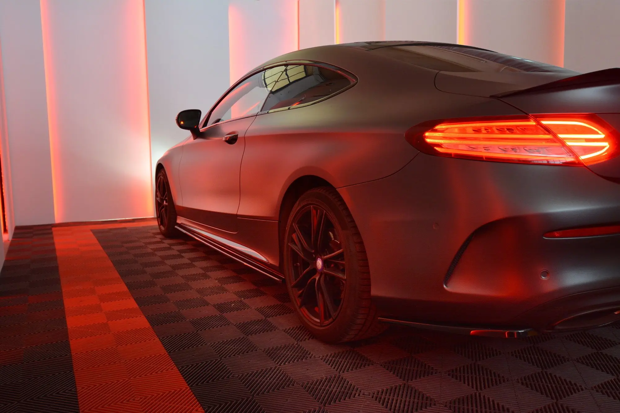 SIDESKJØRT MERCEDES-BENZ C (C205) Coupe AMG-Line 2015-2018 – bilde 4