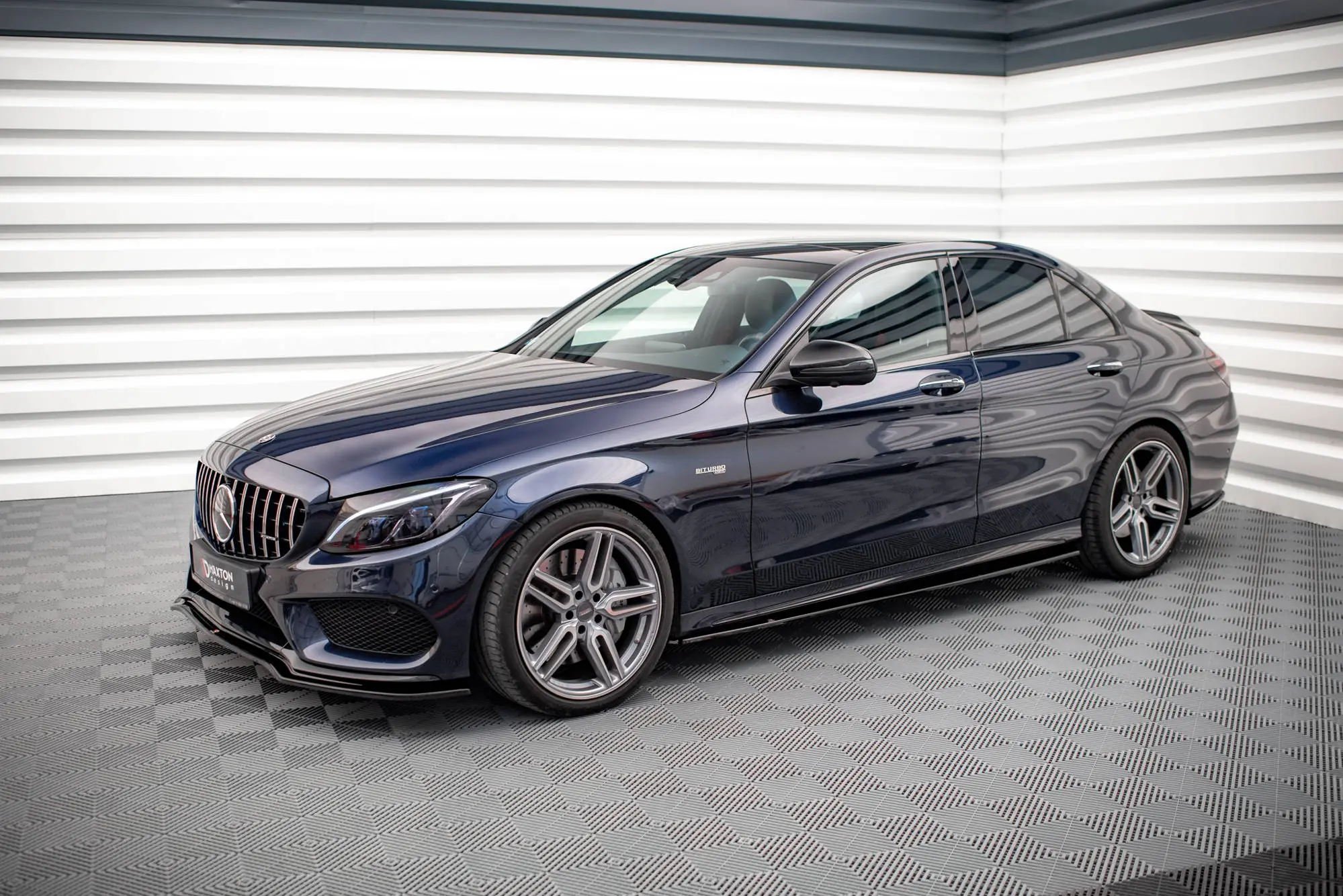 SIDESKJØRT MERCEDES-BENZ C (W205, S205) C43 AMG 2016-2018 – bilde 3