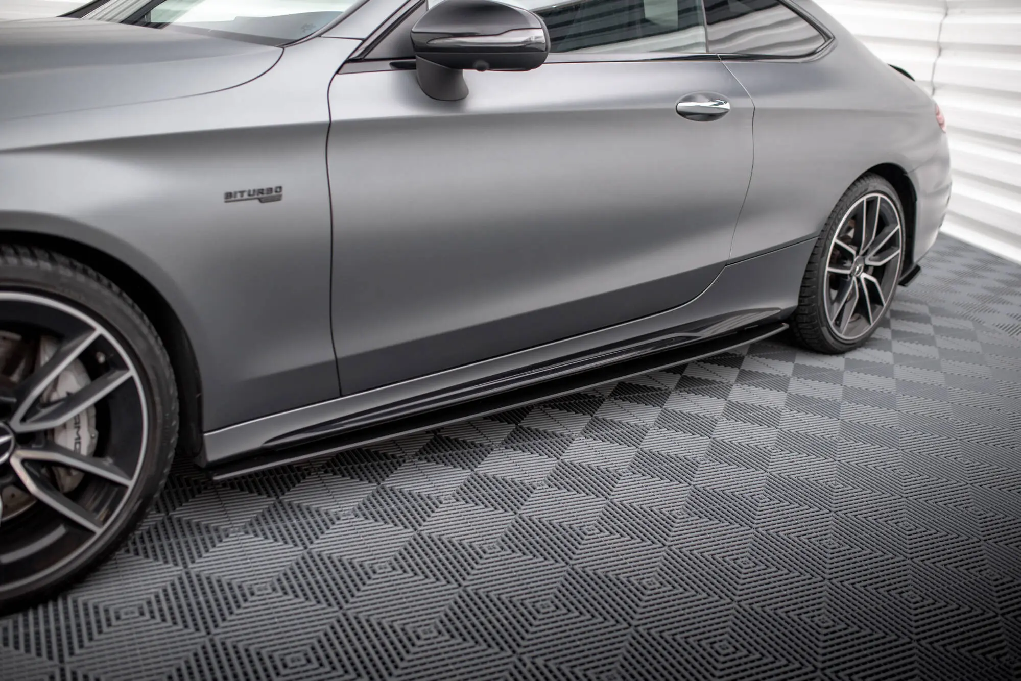 Sideskjørt Mercedes-Benz C43 AMG Coupe (C205) facelift 2018 - 2022 | Street Pro Black Edition