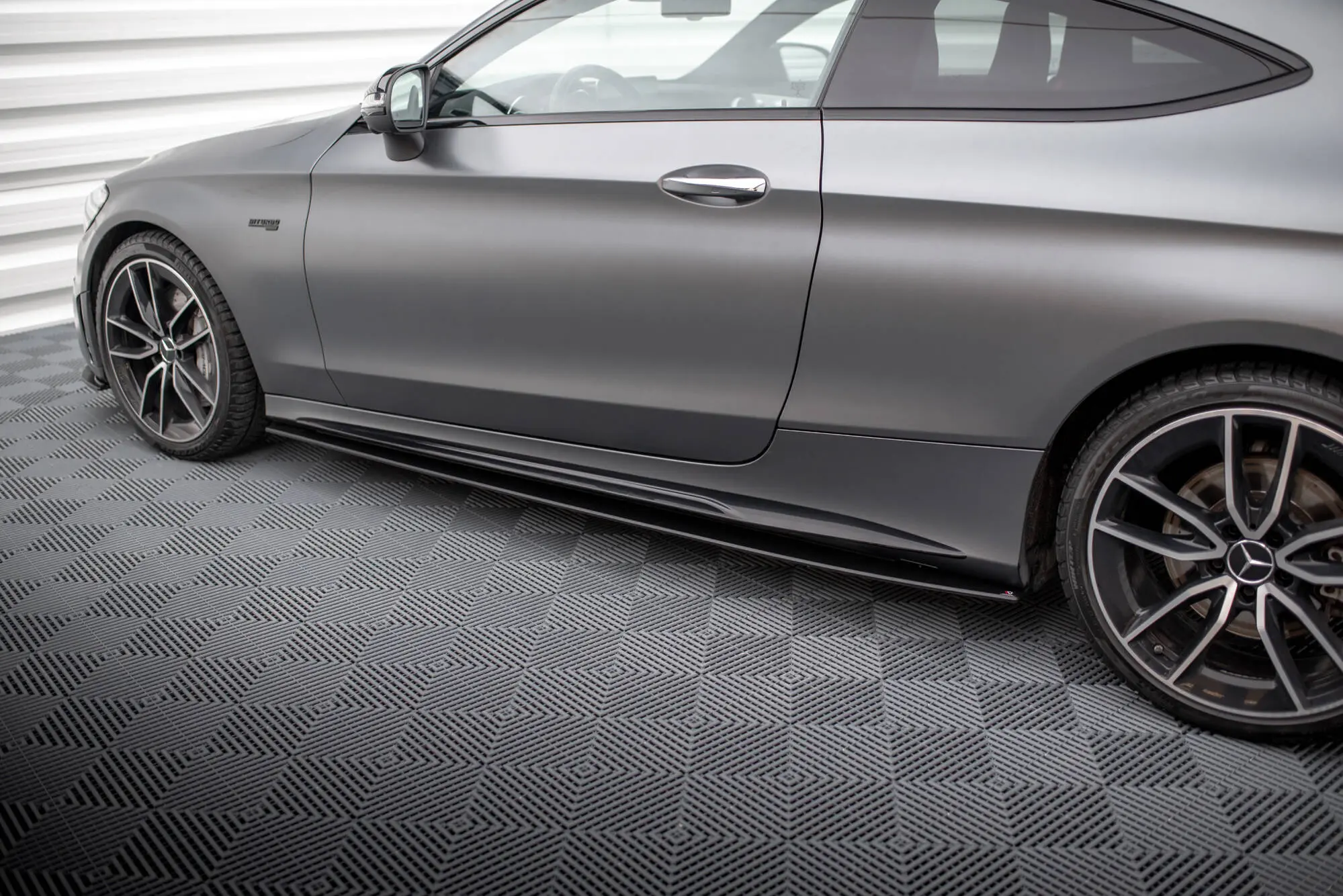 Sideskjørt Mercedes-Benz C43 AMG Coupe (C205) facelift 2018 - 2022 | Street Pro Black Edition – bilde 3