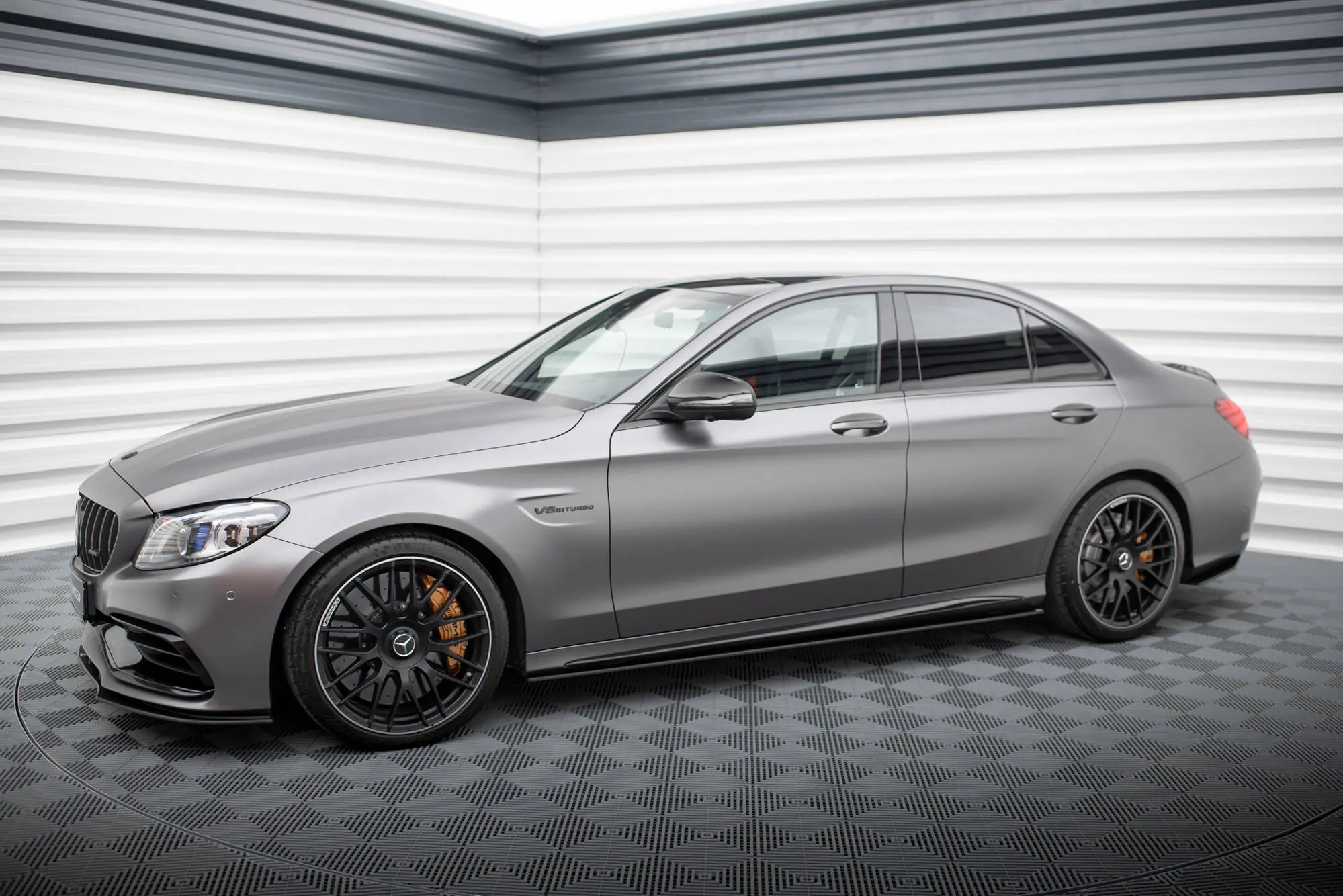 Sideskjørt Mercedes-Benz C63 AMG (W205 / S205) facelift 2018 - 2021 | Street Pro Black Edition – bilde 4