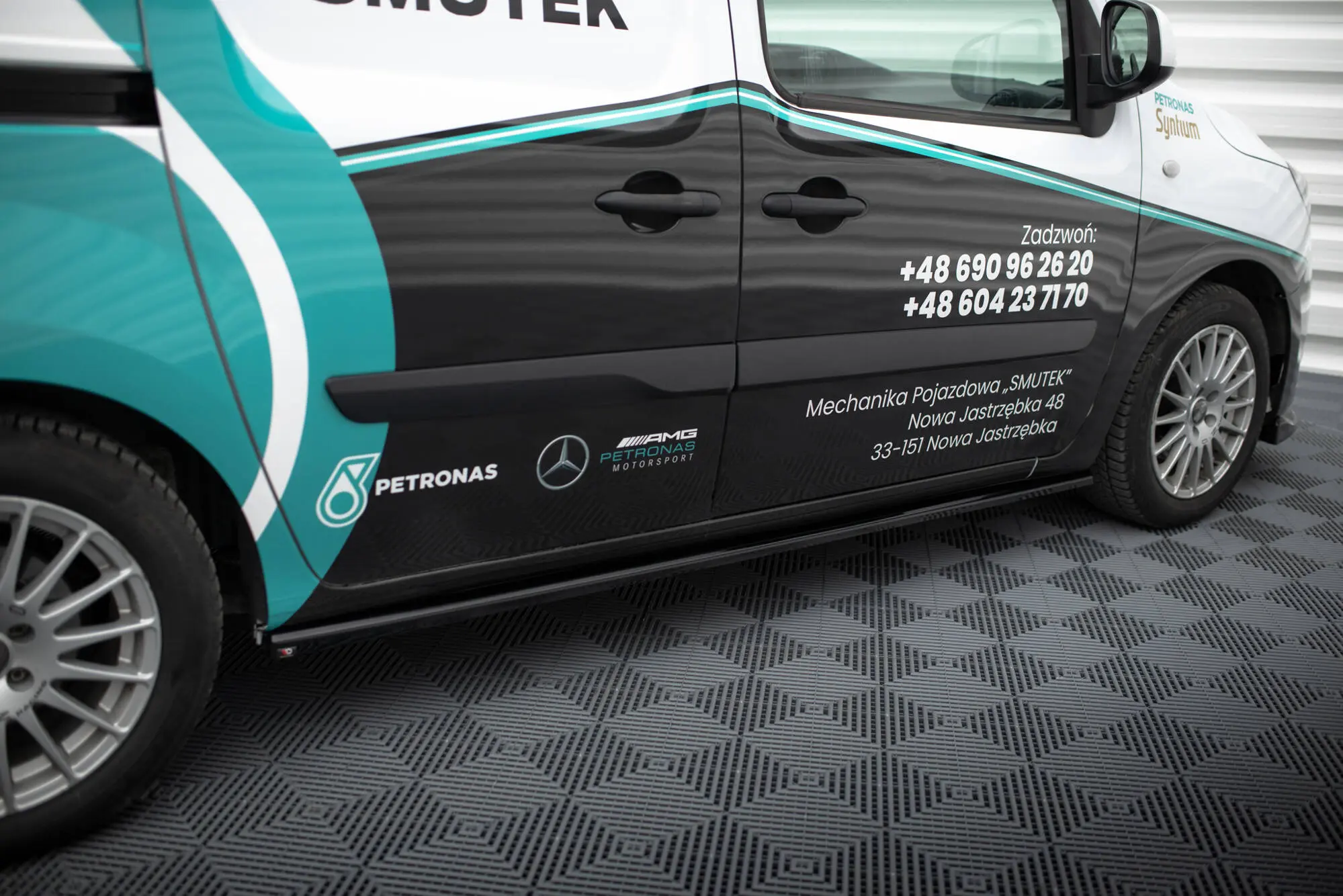 Sideskjørt Mercedes-Benz Citan I (W415) 2012 - 2021 | Glossy Black Edition