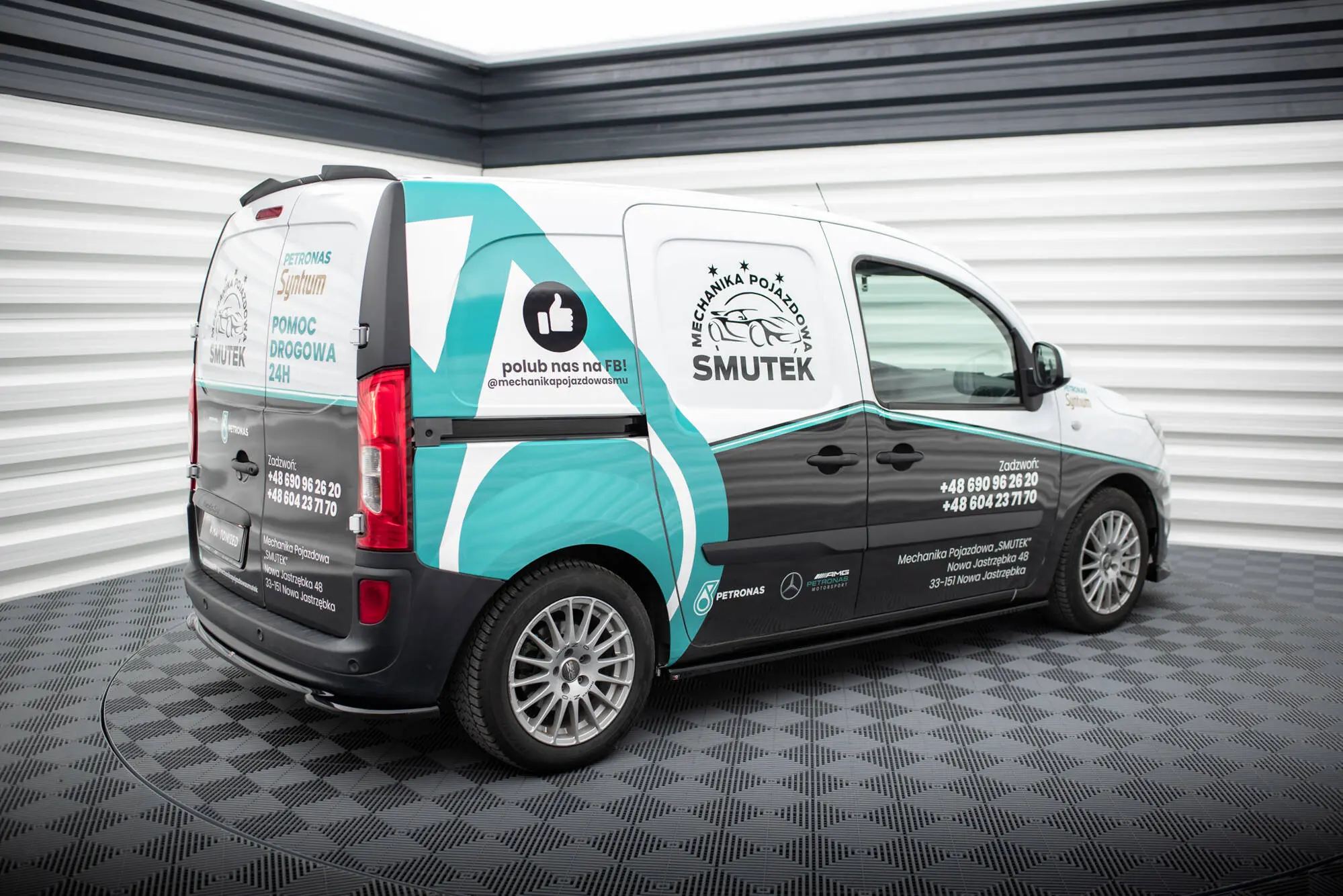 Sideskjørt Mercedes-Benz Citan I (W415) 2012 - 2021 | Glossy Black Edition – bilde 4