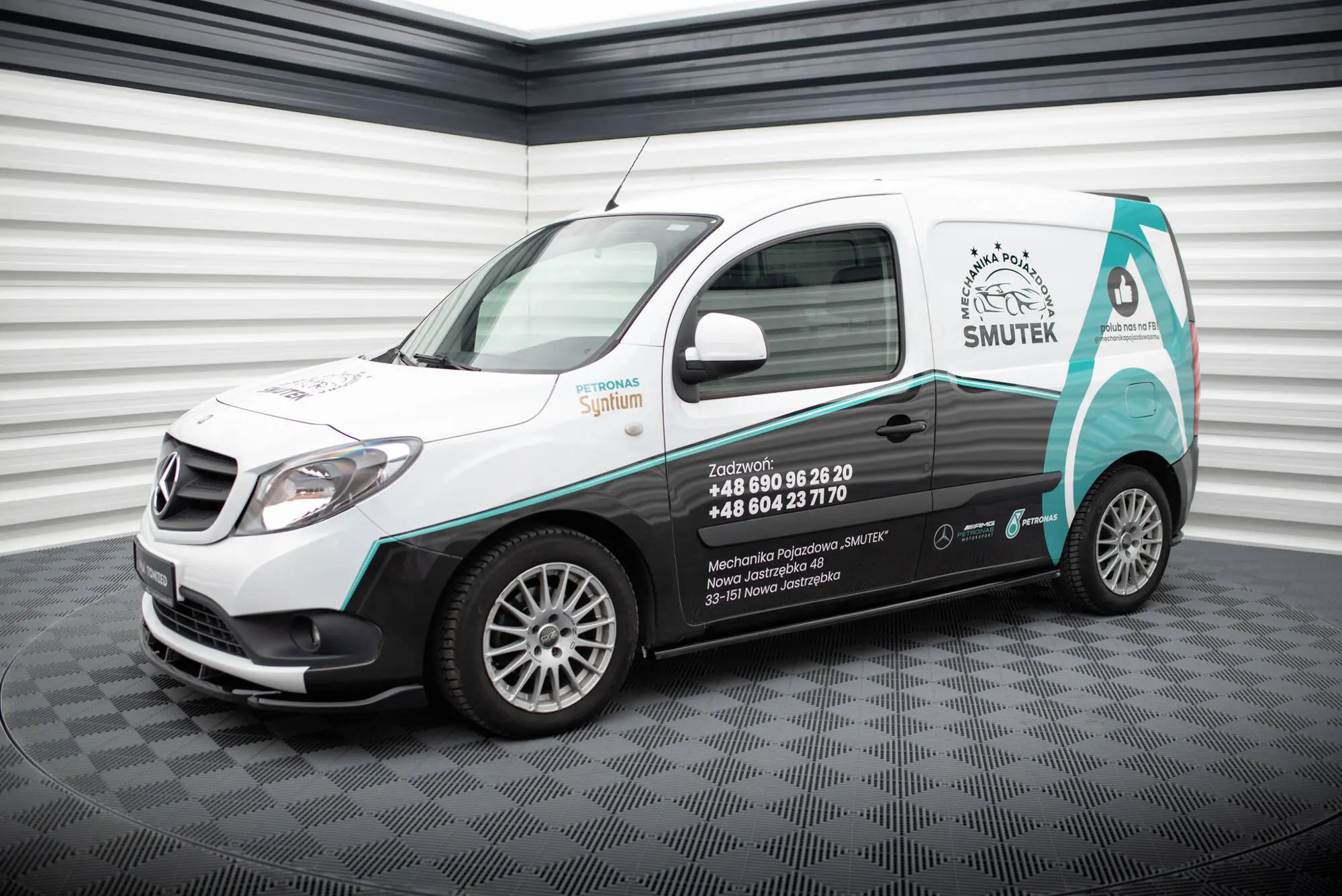 Sideskjørt Mercedes-Benz Citan I (W415) 2012 - 2021 | Glossy Black Edition – bilde 5