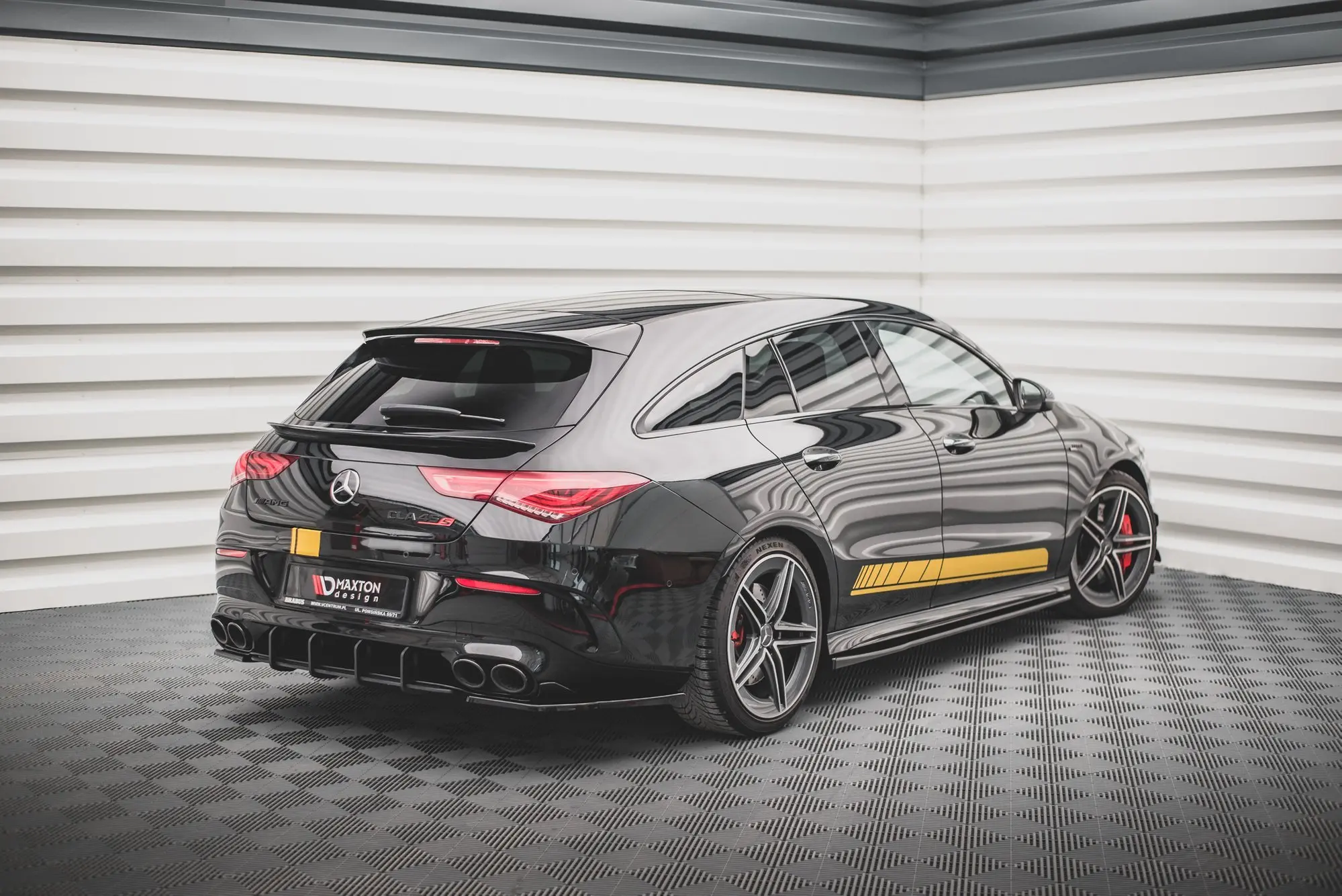SIDESKJØRT MERCEDES-BENZ CLA AMG 35 / AMG 45 (C118, X118) 2019-> – bilde 3