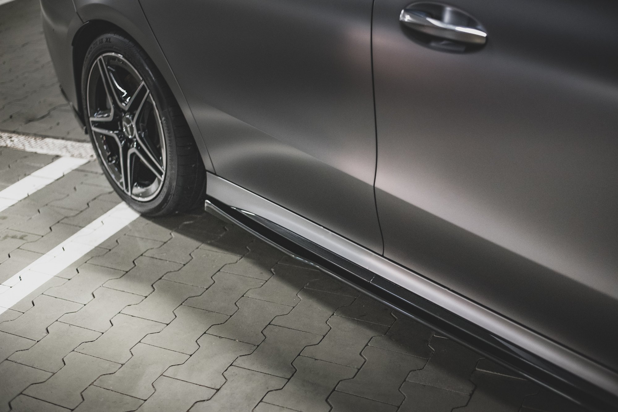 SIDESKJØRT MERCEDES-BENZ CLA AMG 35 / AMG 45 (C118, X118) 2019-> – bilde 6
