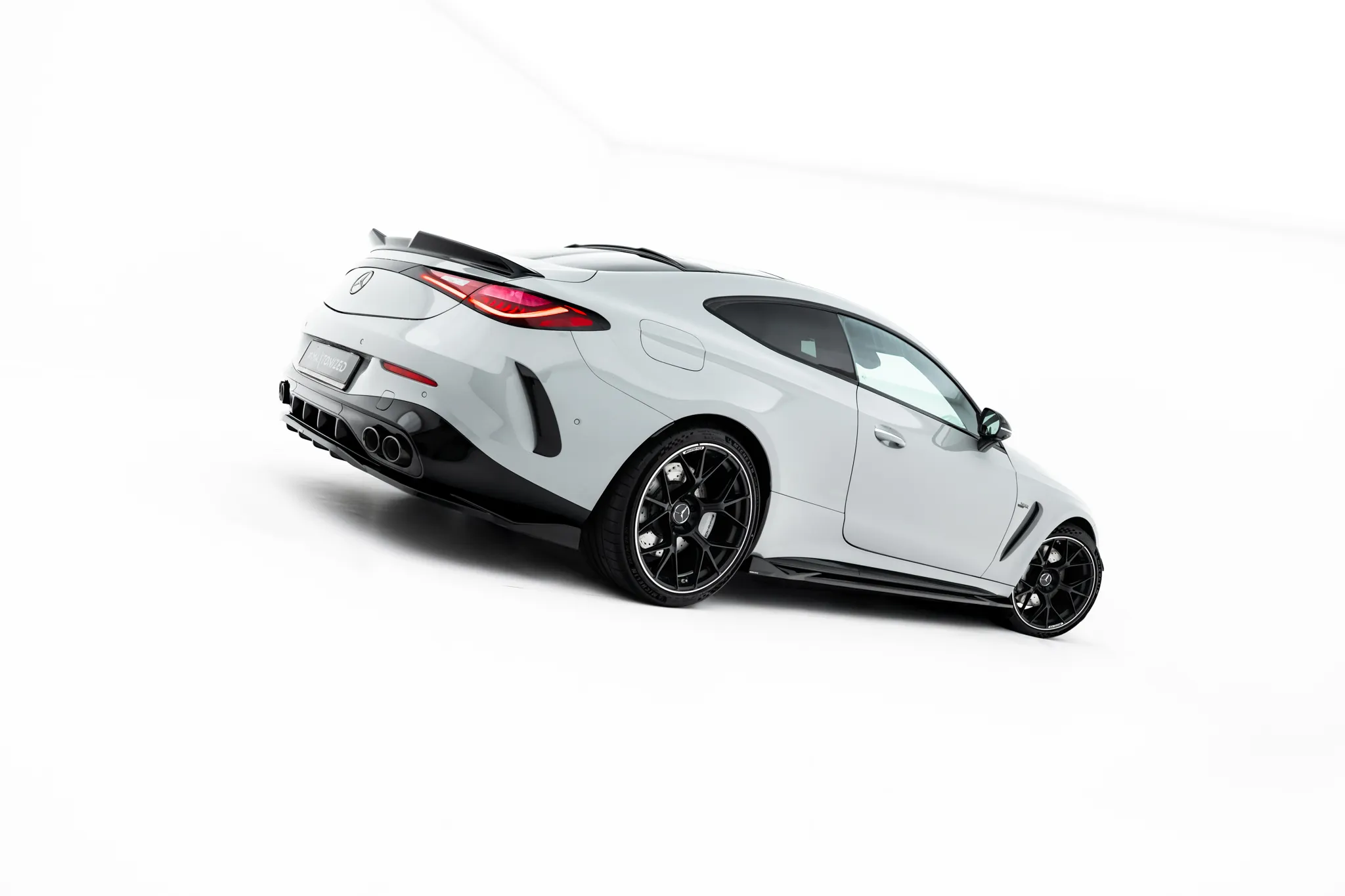 Sideskjørt Mercedes-Benz Cle (C236) 2023-2026 | Glossy Black Edition