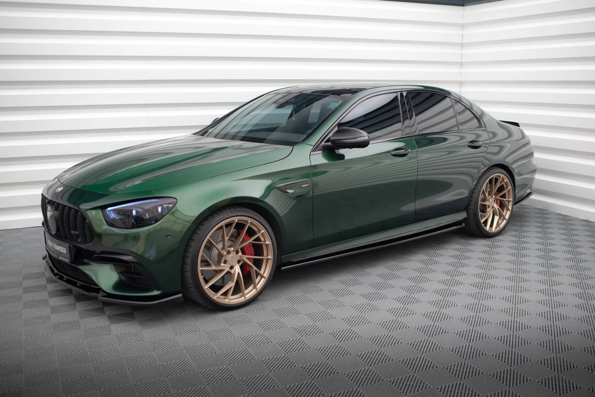 Sideskjørt Mercedes-Benz E63 AMG (W213) facelift 2020 - 2023 | Glossy Black Edition – bilde 4