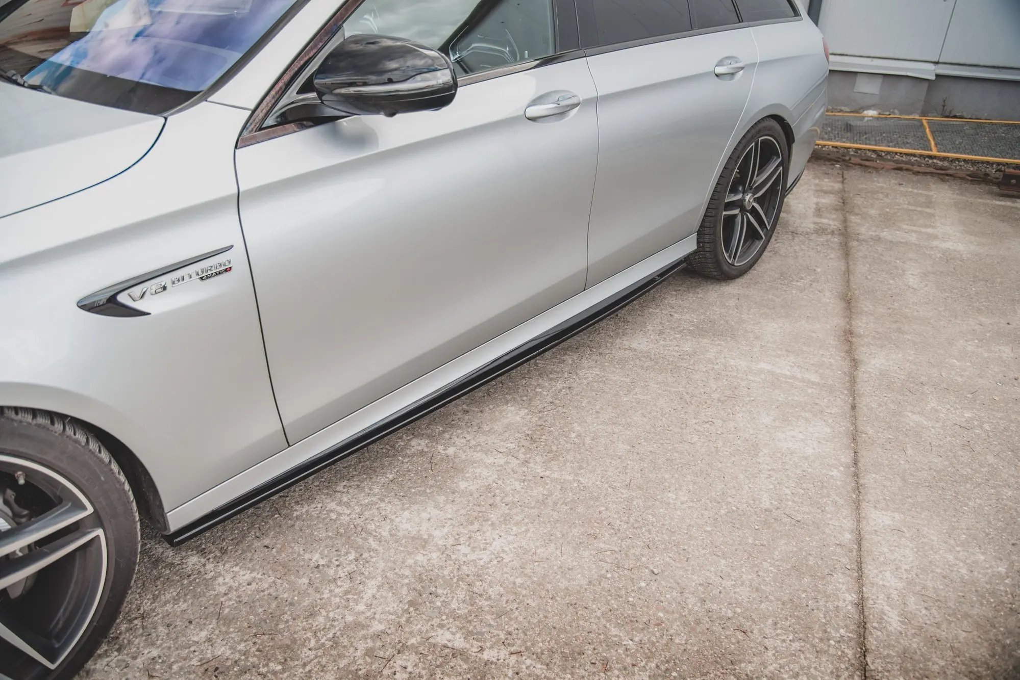 SIDESKJØRT MERCEDES-BENZ E63 AMG (W213, S213) 2017-2020 – bilde 3