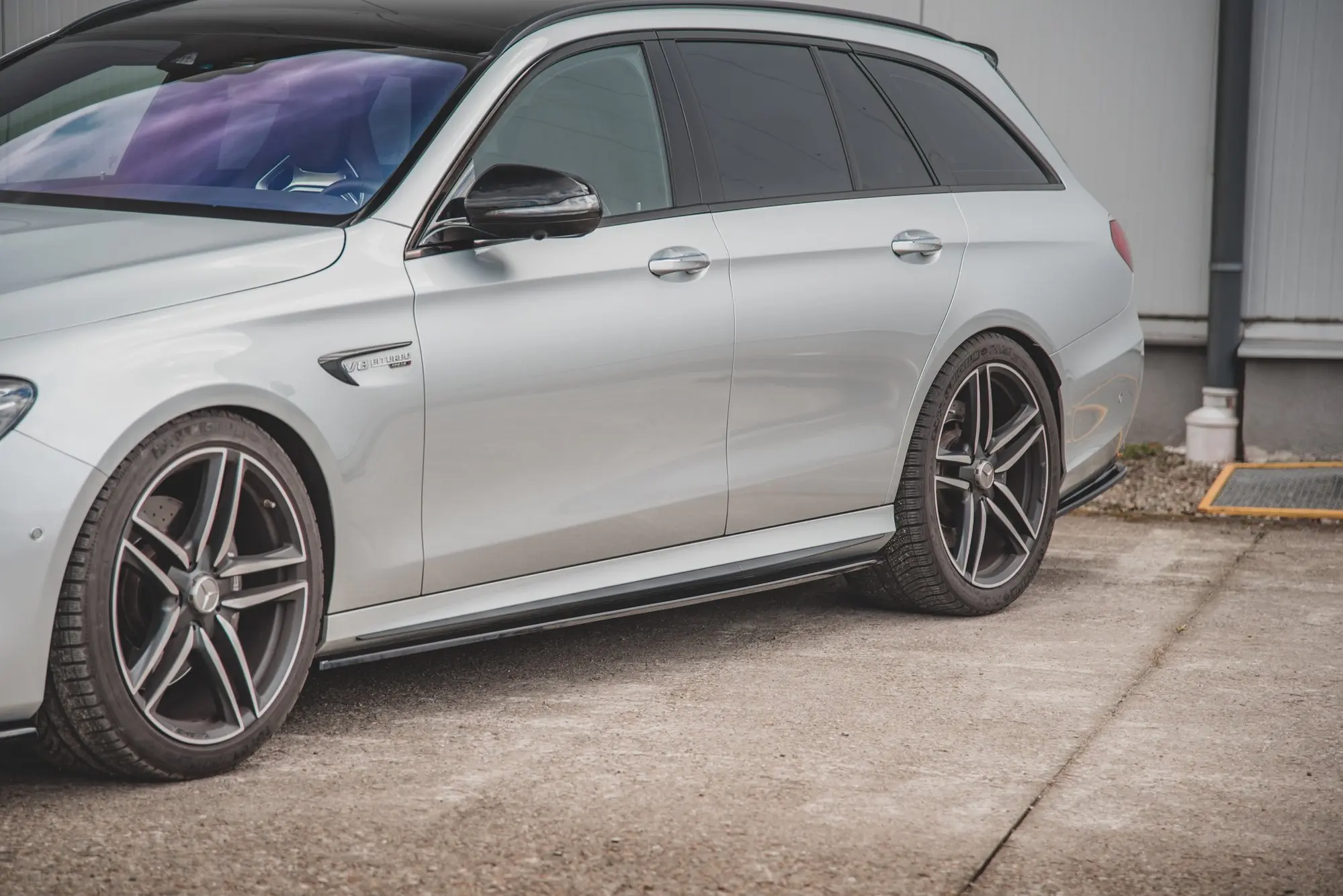 SIDESKJØRT MERCEDES-BENZ E63 AMG (W213, S213) 2017-2020 – bilde 5