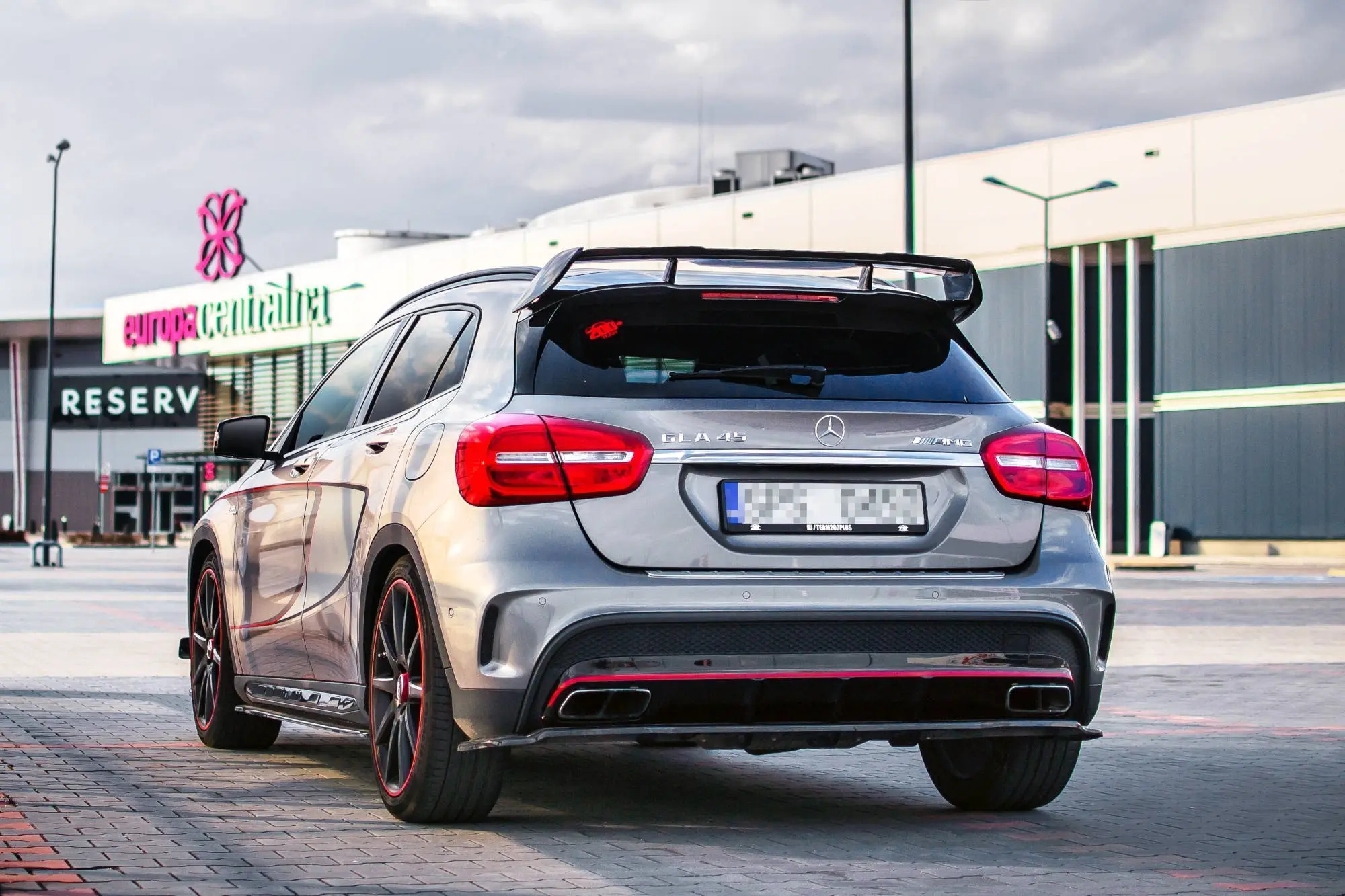 SIDESKJØRT MERCEDES-BENZ GLA (X156) 45 AMG 2014-2017 – bilde 2