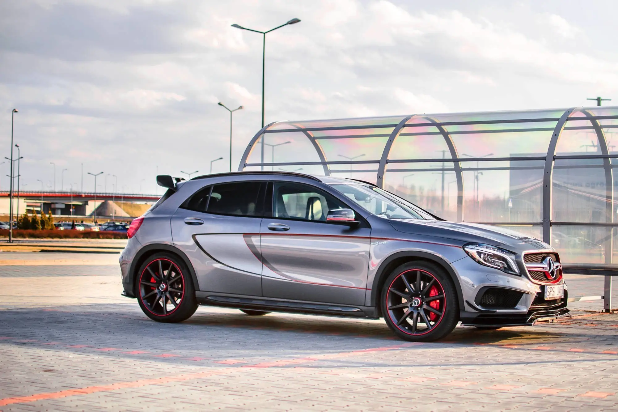 SIDESKJØRT MERCEDES-BENZ GLA (X156) 45 AMG 2014-2017 – bilde 4
