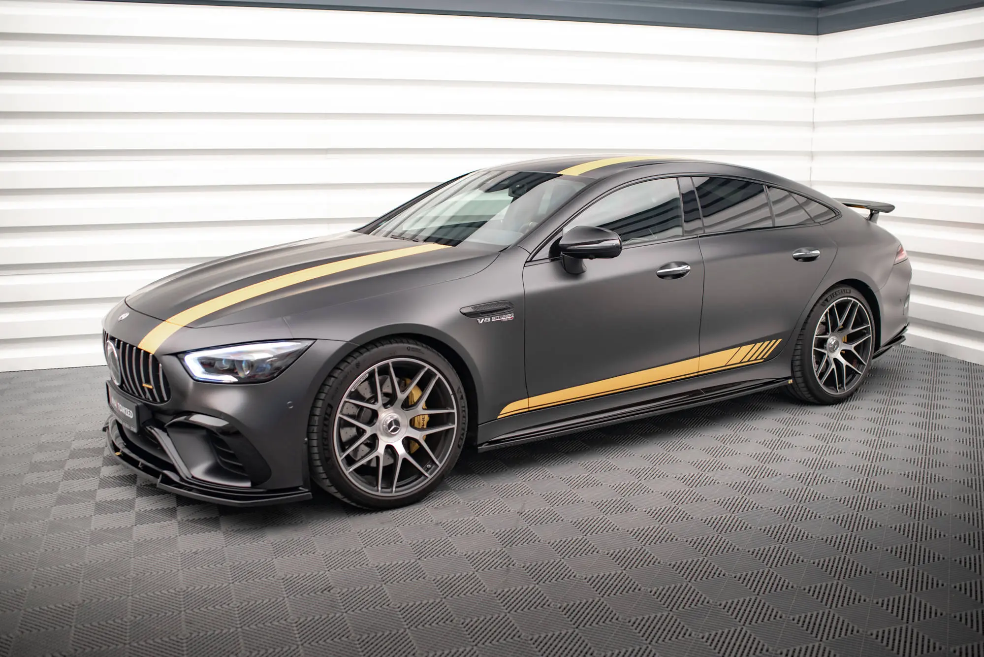 SIDESKJØRT MERCEDES-BENZ GT AMG 63S 4-DØRS COUPE (X290) 2018-> – bilde 4