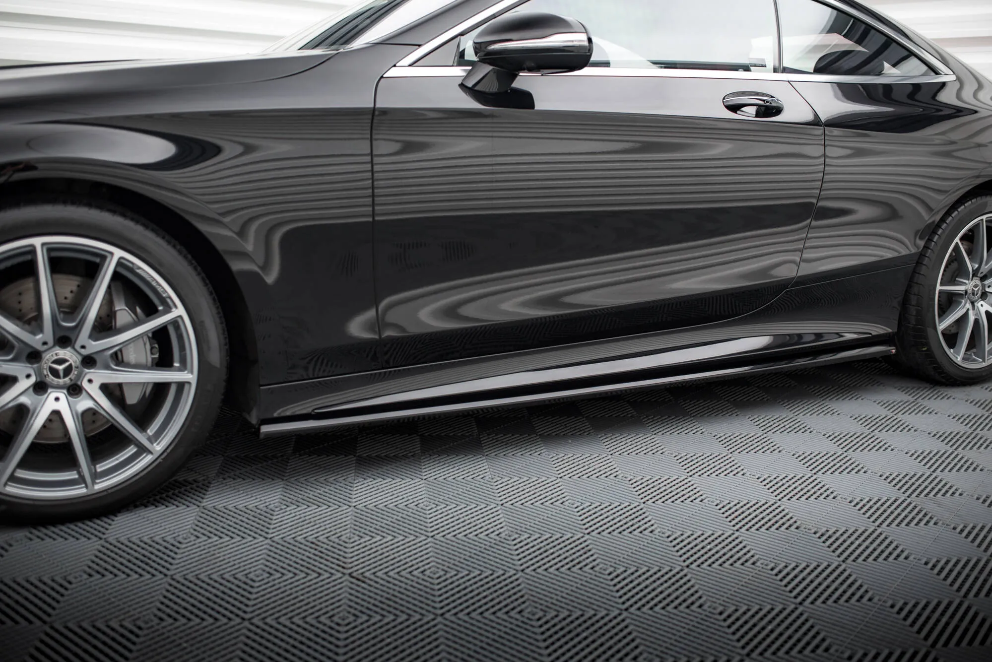 Sideskjørt Mercedes-Benz S Coupe AMG (C217) Facelift 2017 - 2020 | Glossy Black Edition