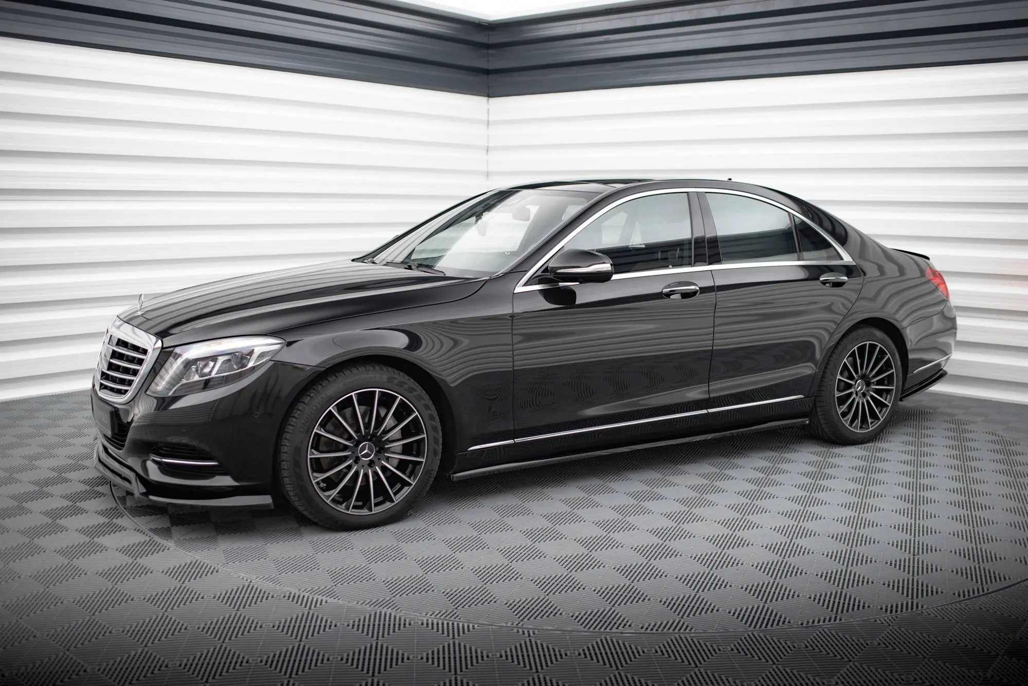 Sideskjørt  Mercedes-Benz S (W222) pre-facelift 2013 - 2017 | Glossy Black Edition – bilde 4
