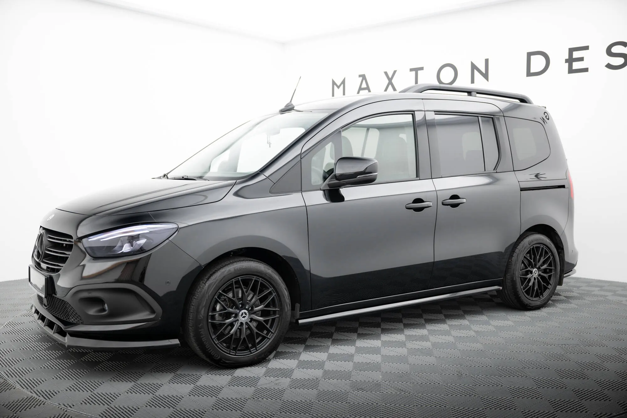 Sideskjørt Mercedes-Benz T (W420) 2022 -> | Glossy Black Edition – bilde 2