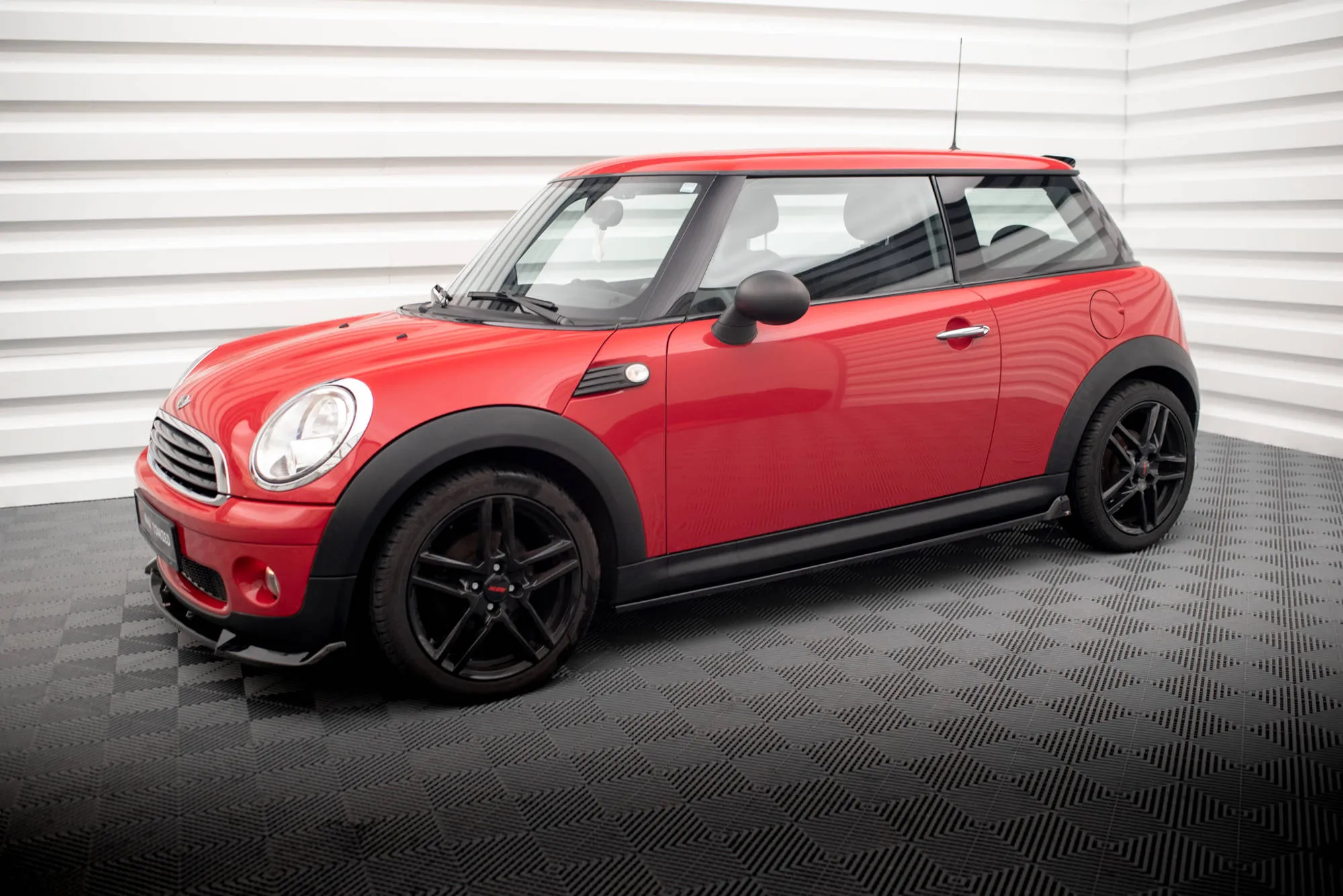Sideskjørt Mini One R56 2006 - 2010 | Glossy Black Edition – bilde 3