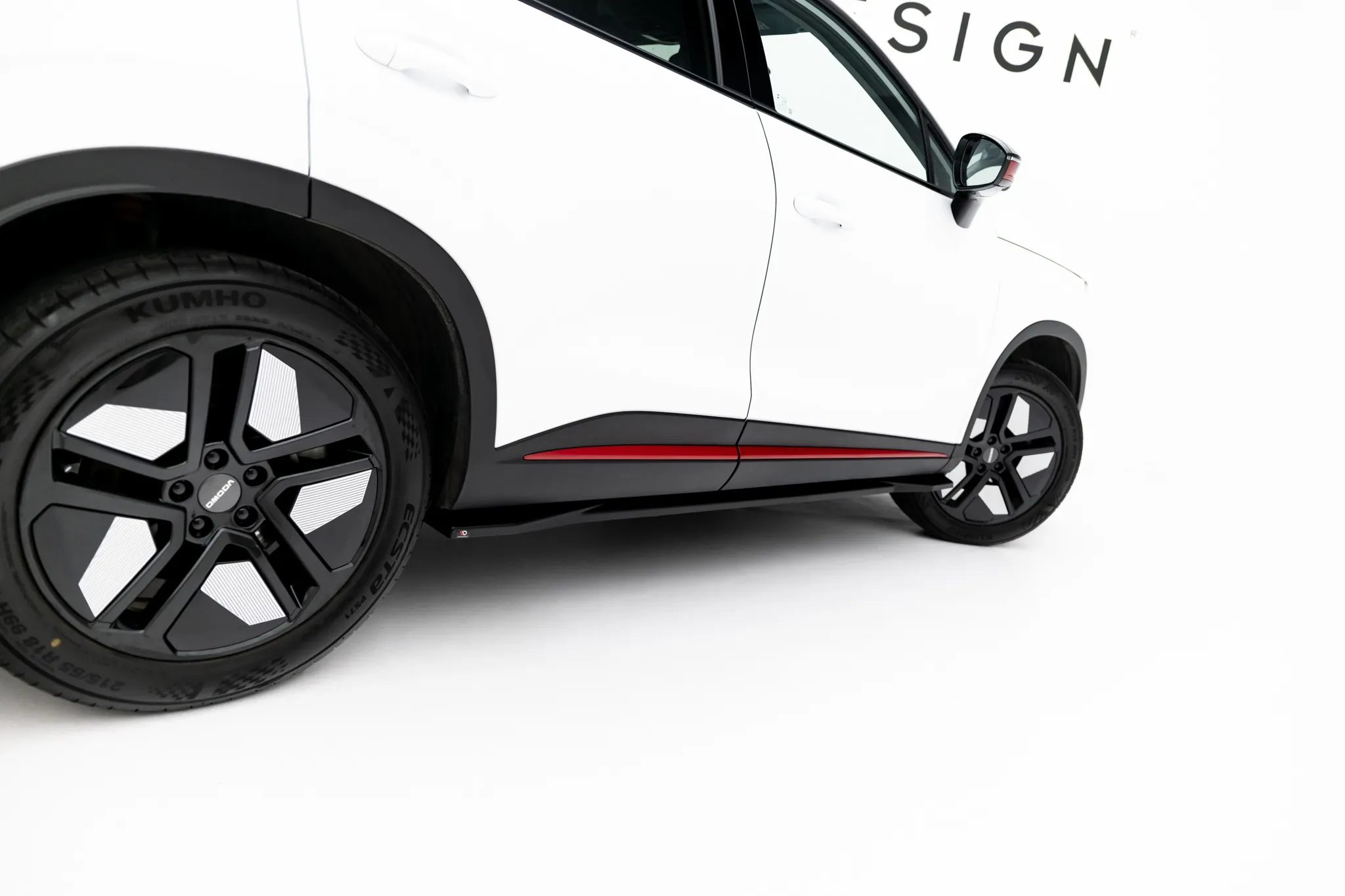 Sideskjørt Omoda 5 I 2022 -> | Glossy Black Edition – bilde 5