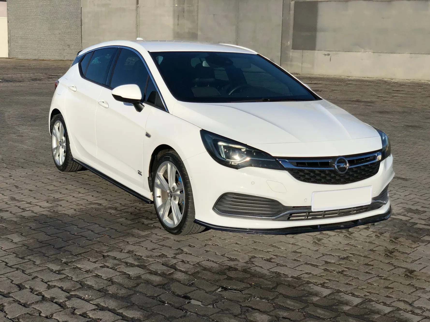 SIDESKJØRT OPEL ASTRA K OPC-Line 2015-2022 – bilde 4