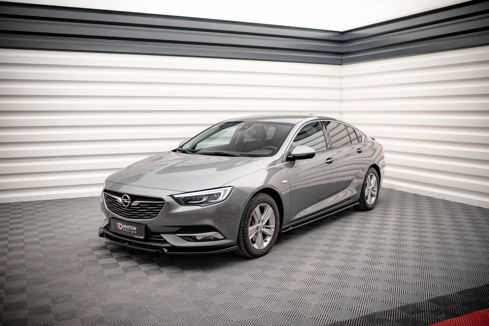 SIDESKJØRT Opel Insignia B 2017 - 2022 – bilde 4