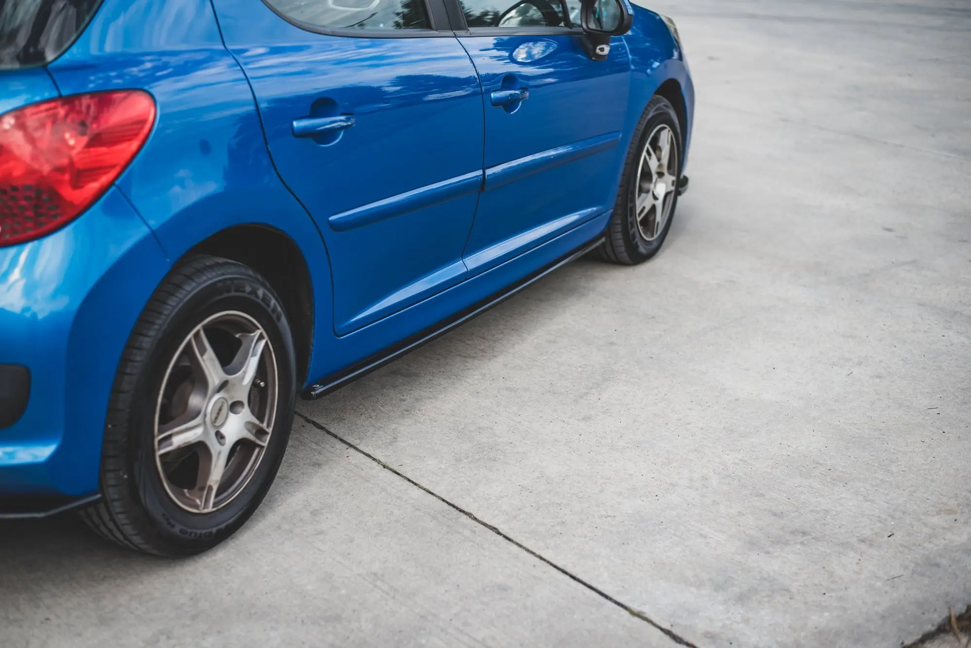 SIDESKJØRT PEUGEOT 207 mk1 sport 2006-2009 – bilde 2