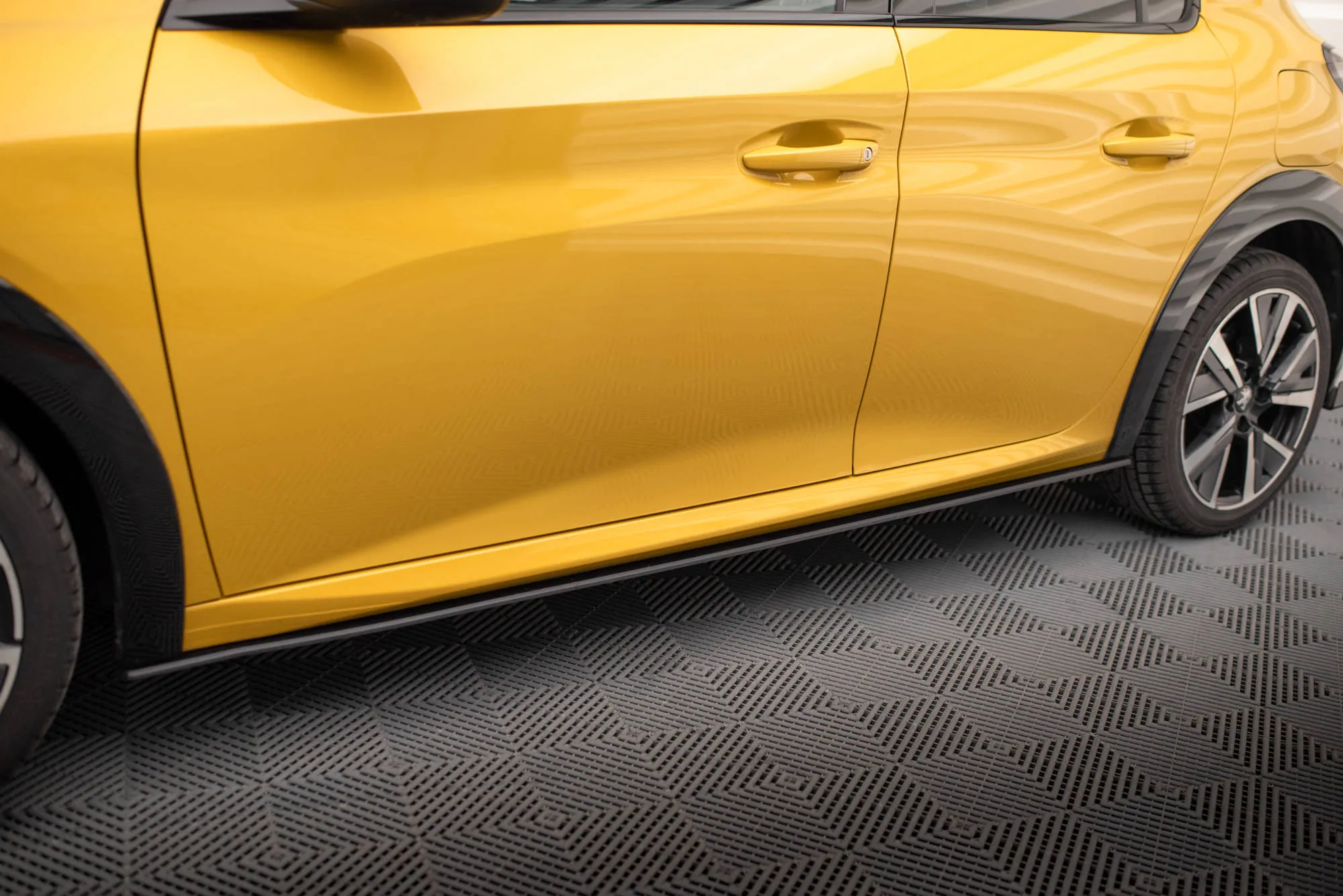 Sideskjørt Peugeot 208 GT II 2019 - 2023 | Street Pro Black Edition