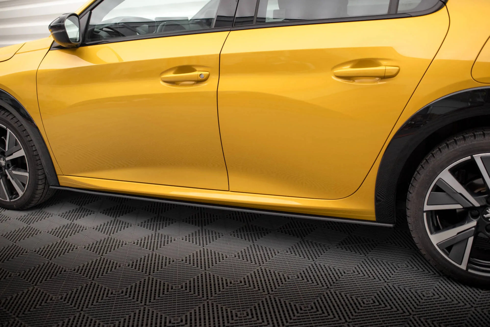 Sideskjørt Peugeot 208 GT II 2019 - 2023 | Street Pro Black Edition – bilde 2