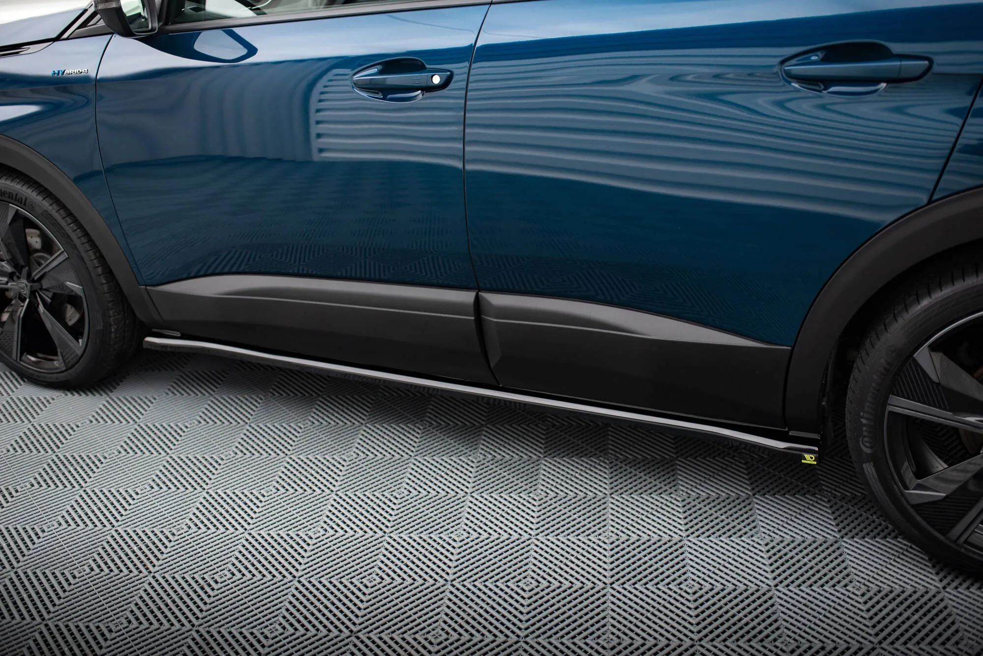 Sideskjørt Peugeot 3008 GT-Line Mk2 Facelift 2020 - 2024 | Glossy Black Edition – bilde 3
