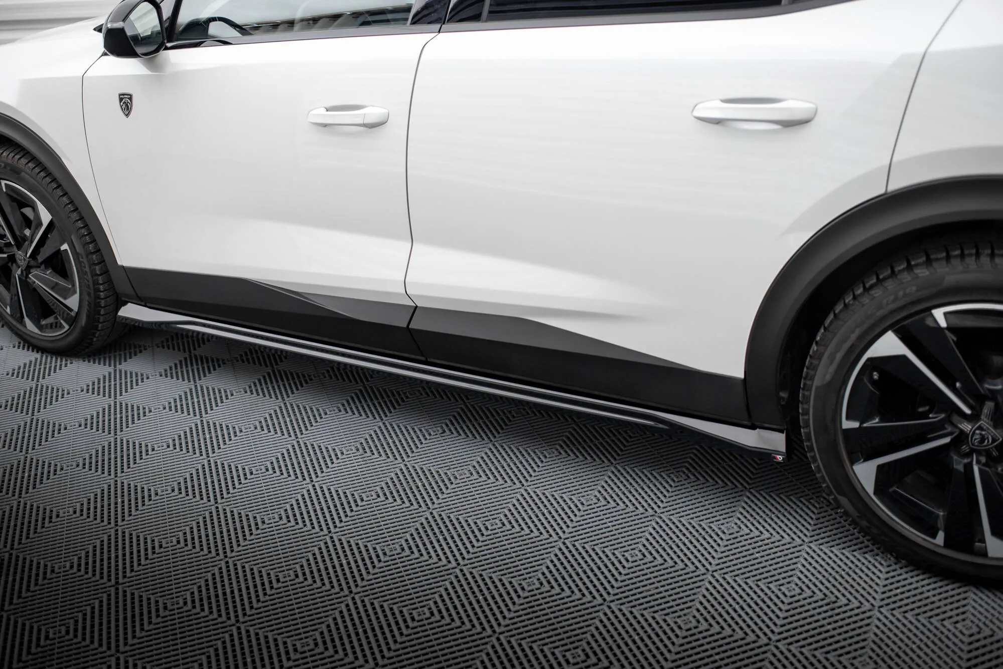 Sideskjørt Peugeot 408 I 2010 - 2017 | Glossy Black Edition – bilde 3