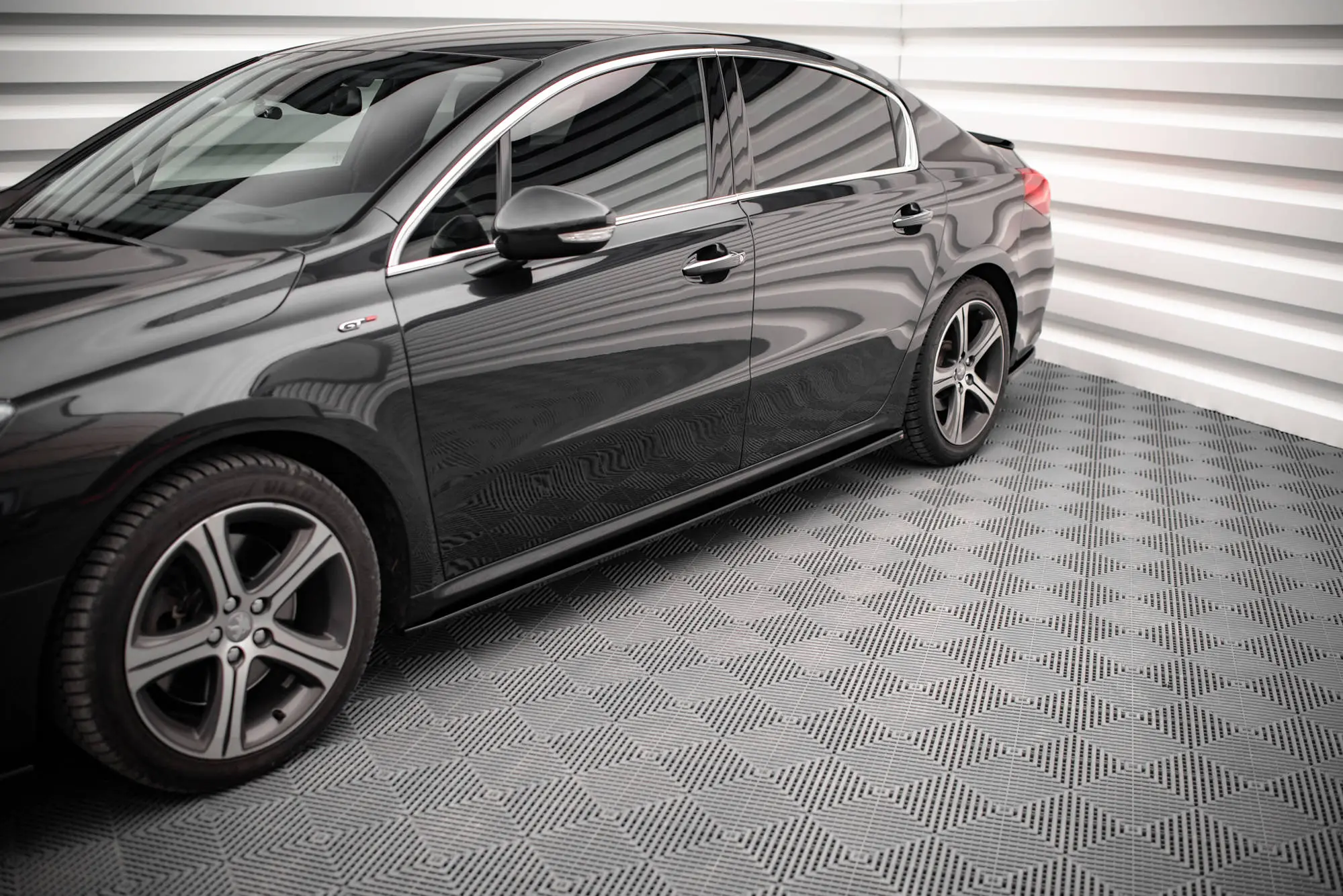 SIDESKJØRT PEUGEOT 508 GT mk1 (facelift) 2014-2018 – bilde 3