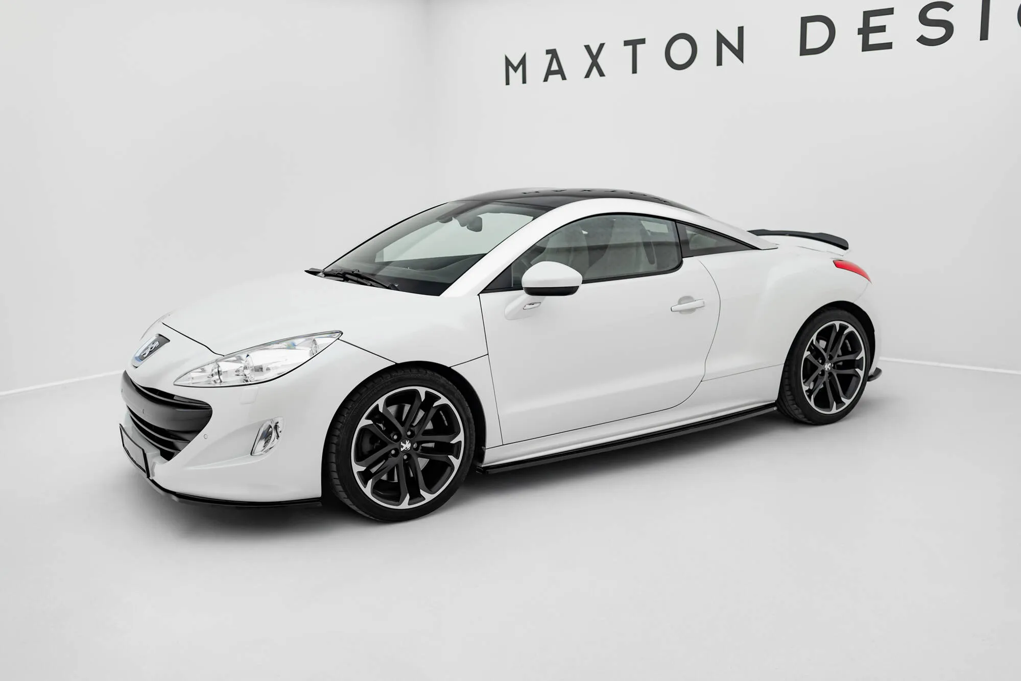 Sideskjørt Peugeot Rcz FL 2010-2015 | Glossy Black Edition – bilde 2