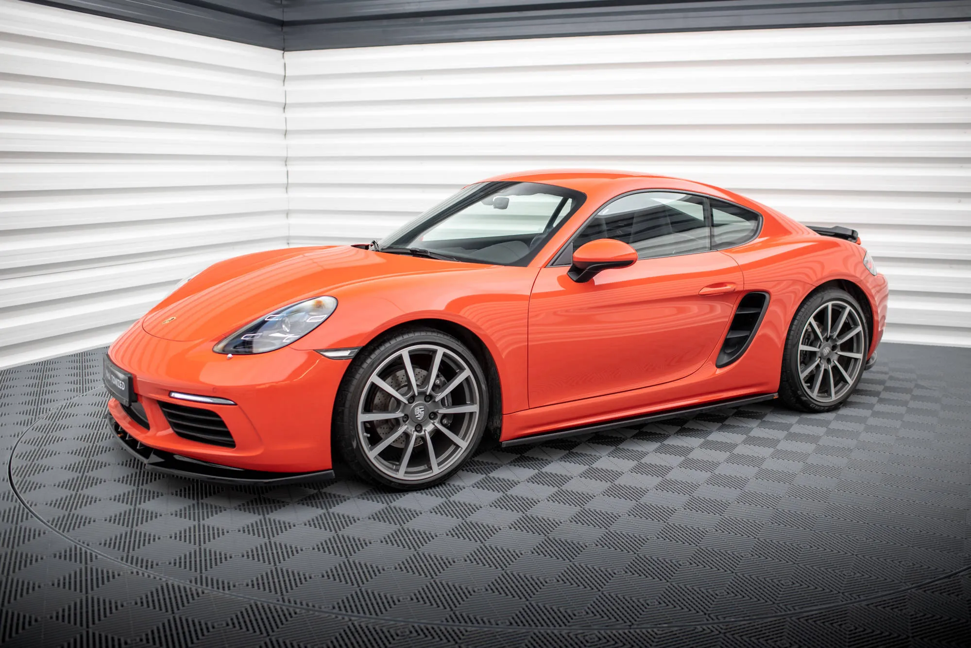 Sideskjørt Porsche 718 Cayman 982c 2016 - 2025 | Glossy Black Edition – bilde 3