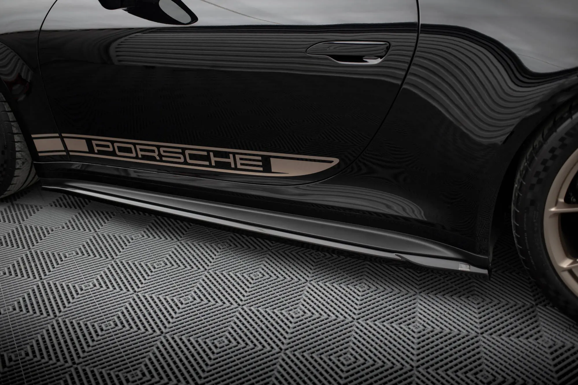 Sideskjørt Porsche 911 (992) GT3 2021 - > | Glossy Black Edition – bilde 2