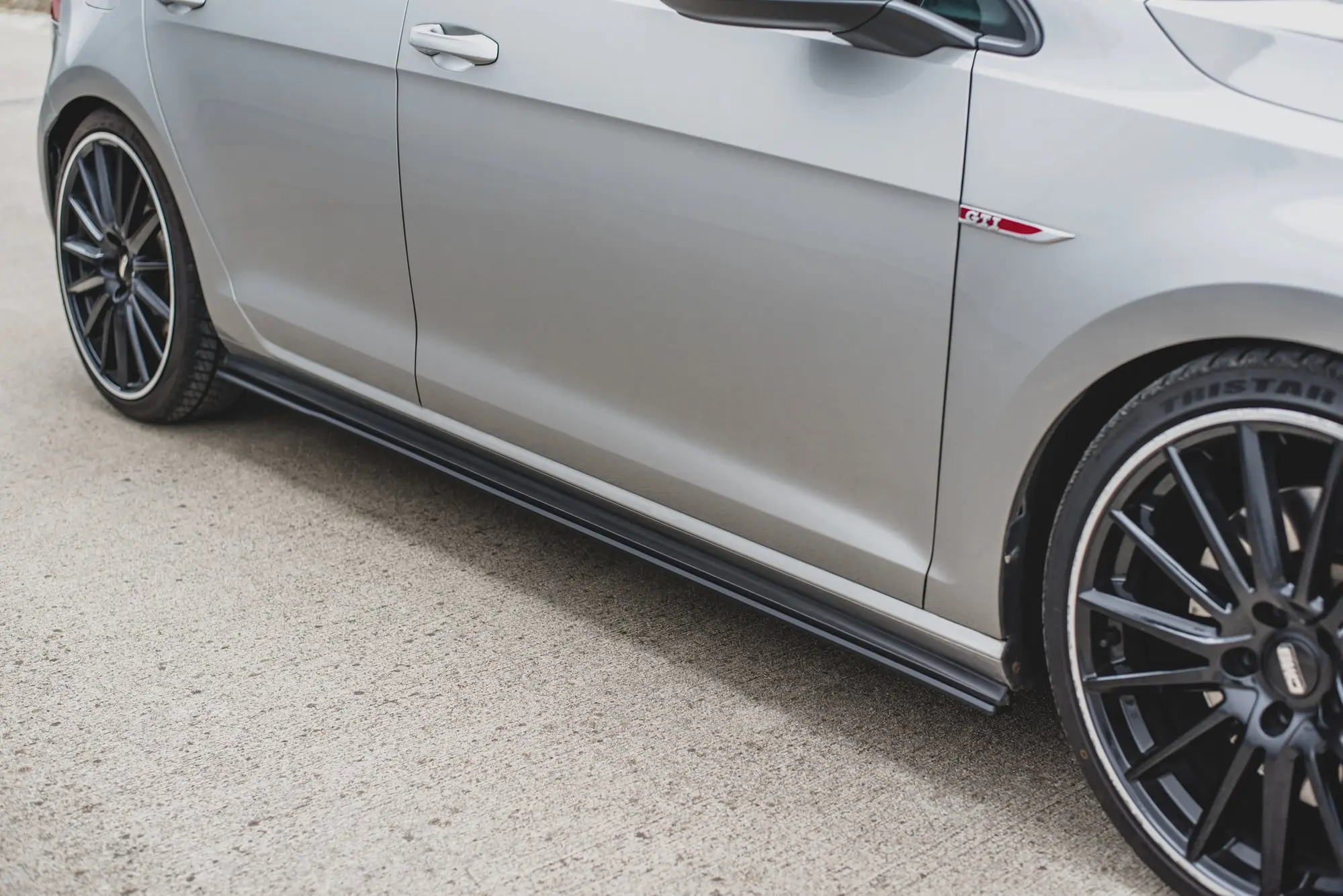 SIDESKJØRT RACING DURABILITY VW GOLF 7 GTI 2013-2016 – bilde 3