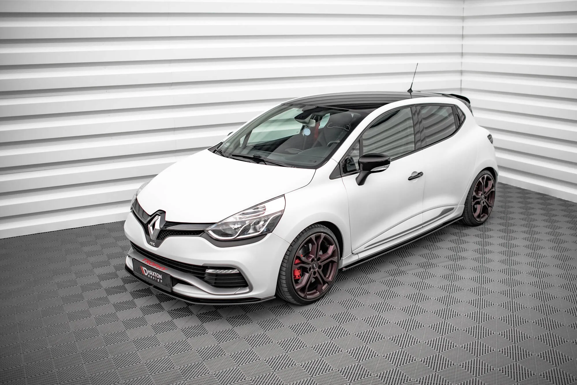 Sideskjørt Renault Clio RS mk4 2013 - 2019 | Street Pro Black Edition – bilde 3