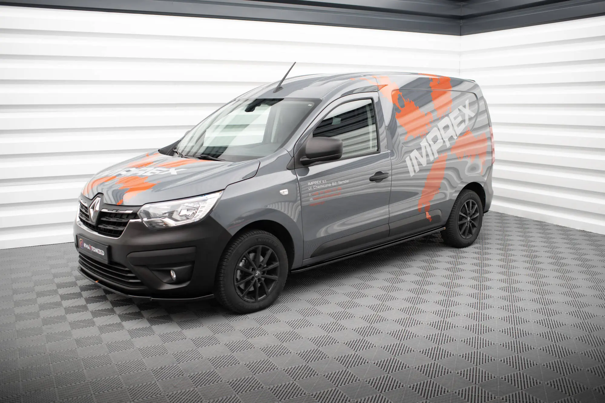Sideskjørt Renault Express mk2 2020 - > | Glossy Black Edition – bilde 4