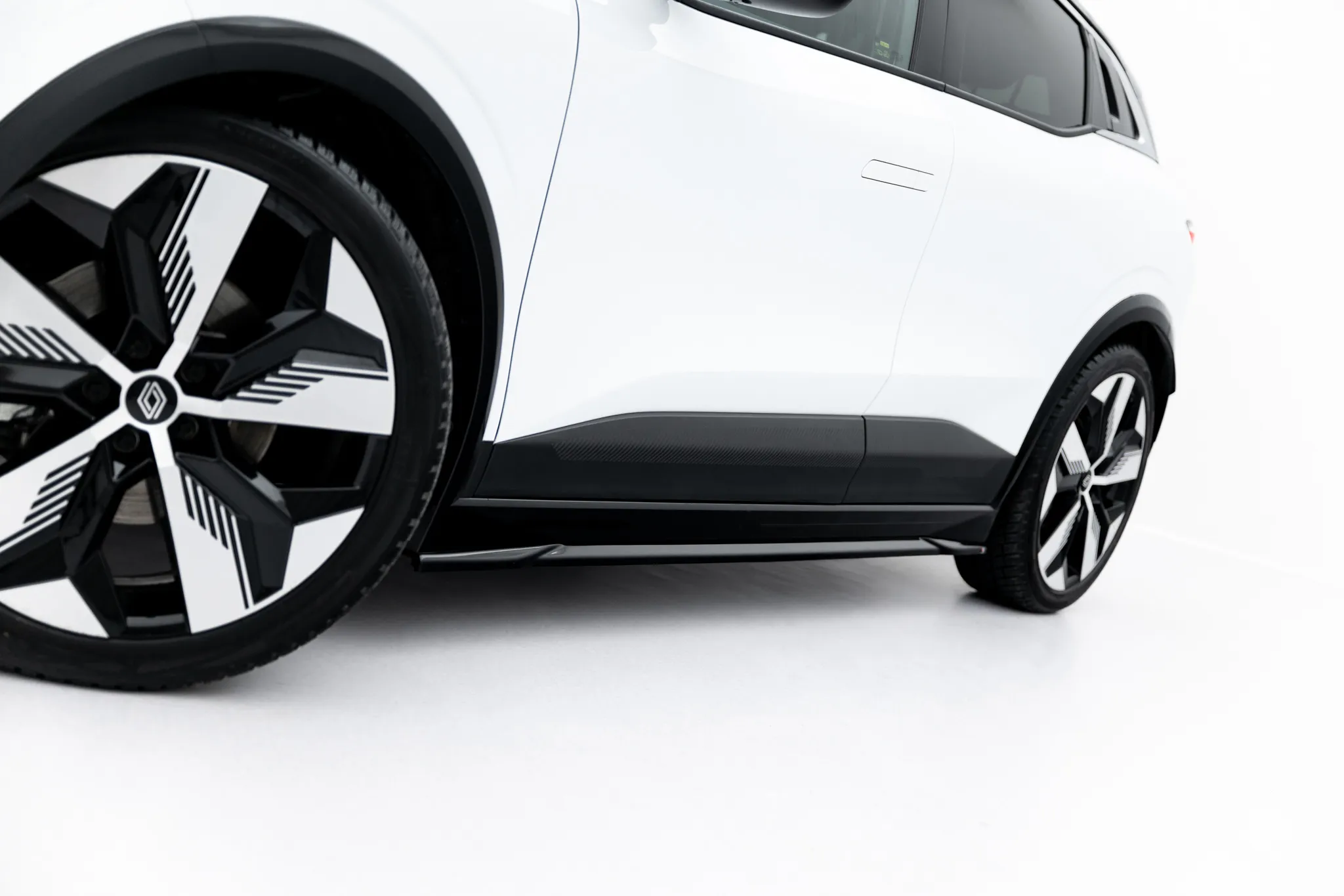 Sideskjørt Renault Megane E-Tech Electric 2022 -> | Glossy Black Edition