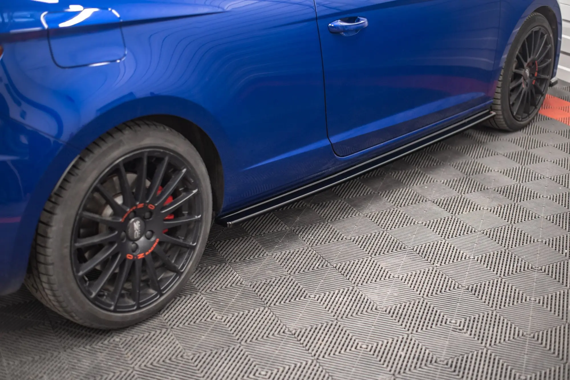 SIDESKJØRT Seat Leon mk3 FR SC 2013-2018 / Seat Leon mk3 Cupra SC 2014-2019