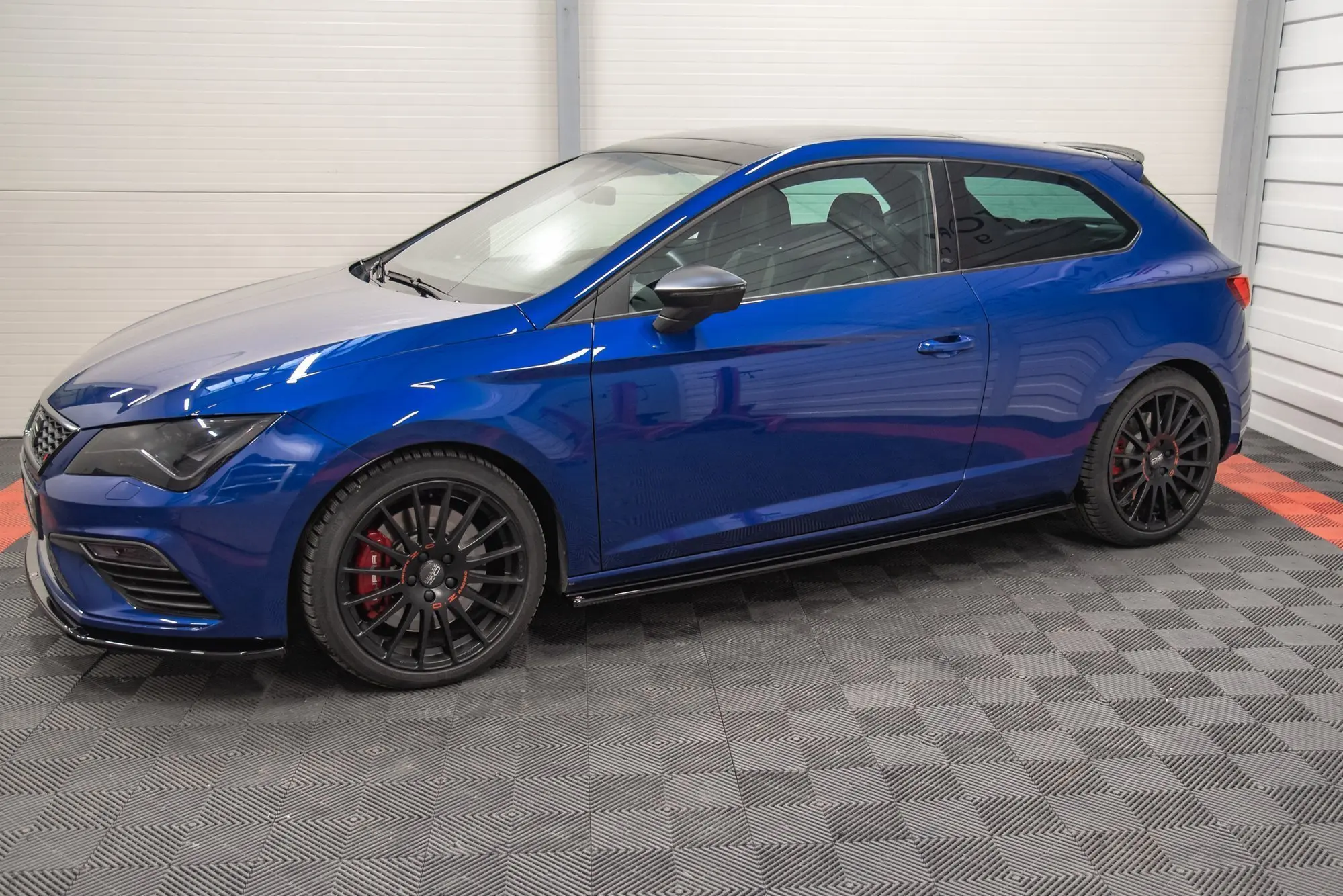 SIDESKJØRT Seat Leon mk3 FR SC 2013-2018 / Seat Leon mk3 Cupra SC 2014-2019 – bilde 4